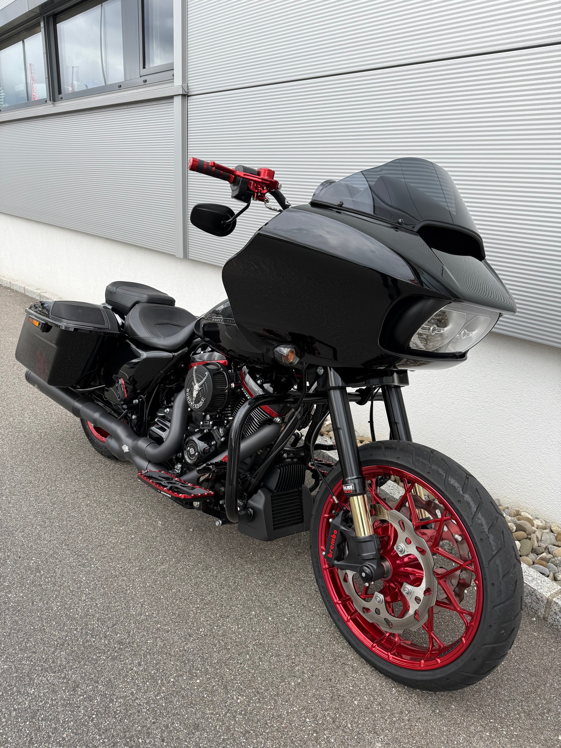 HARLEY-DAVIDSON FLTRXS Road Glide Special 131 Stage4-showroom-element-1