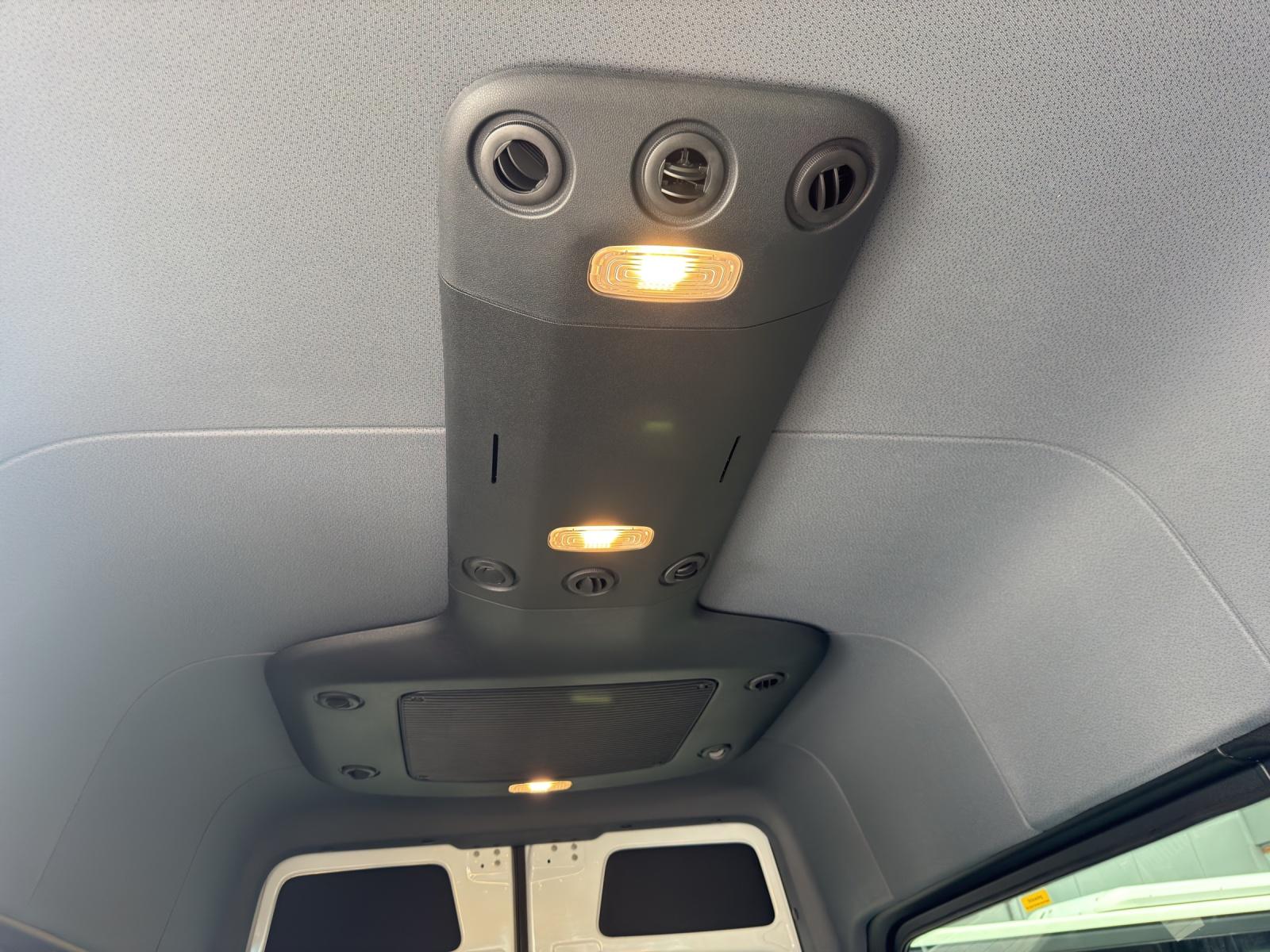 MERCEDES-BENZ Sprinter 315 Kaw. 3665 S 2.0 CDI 150-image-8