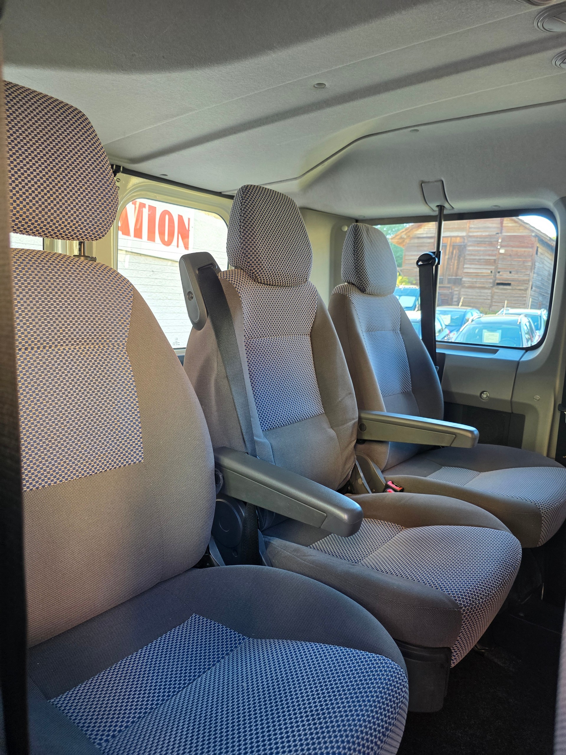 PEUGEOT Boxer 2.2 HDI 333 L1H1-image-8