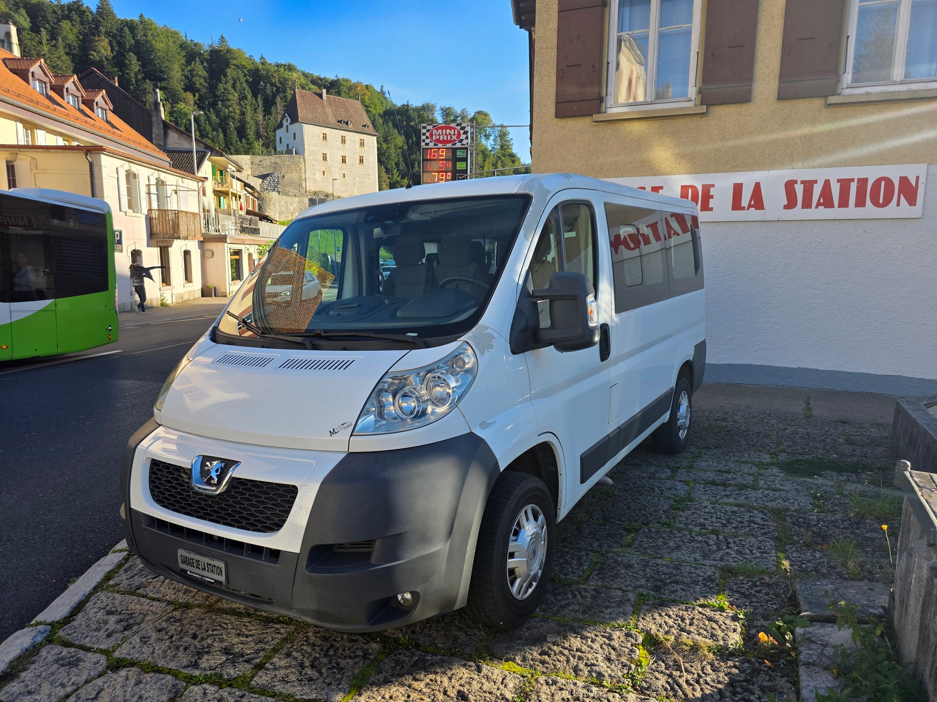 PEUGEOT Boxer 2.2 HDI 333 L1H1-image-0