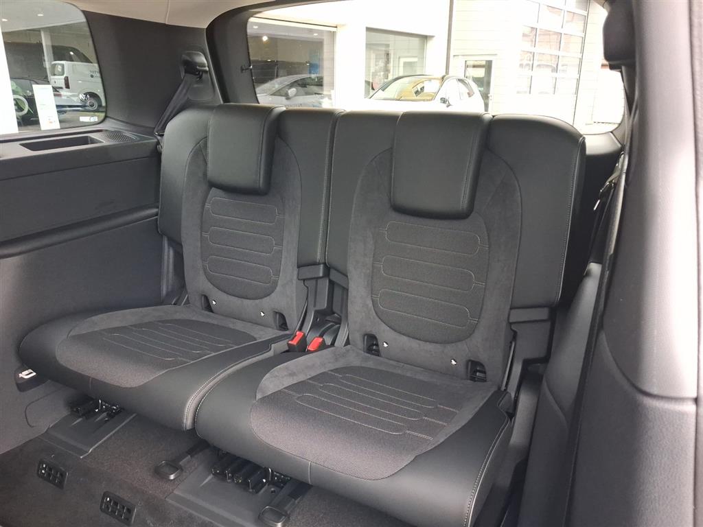 VW ID.Buzz LWB Pro-image-13