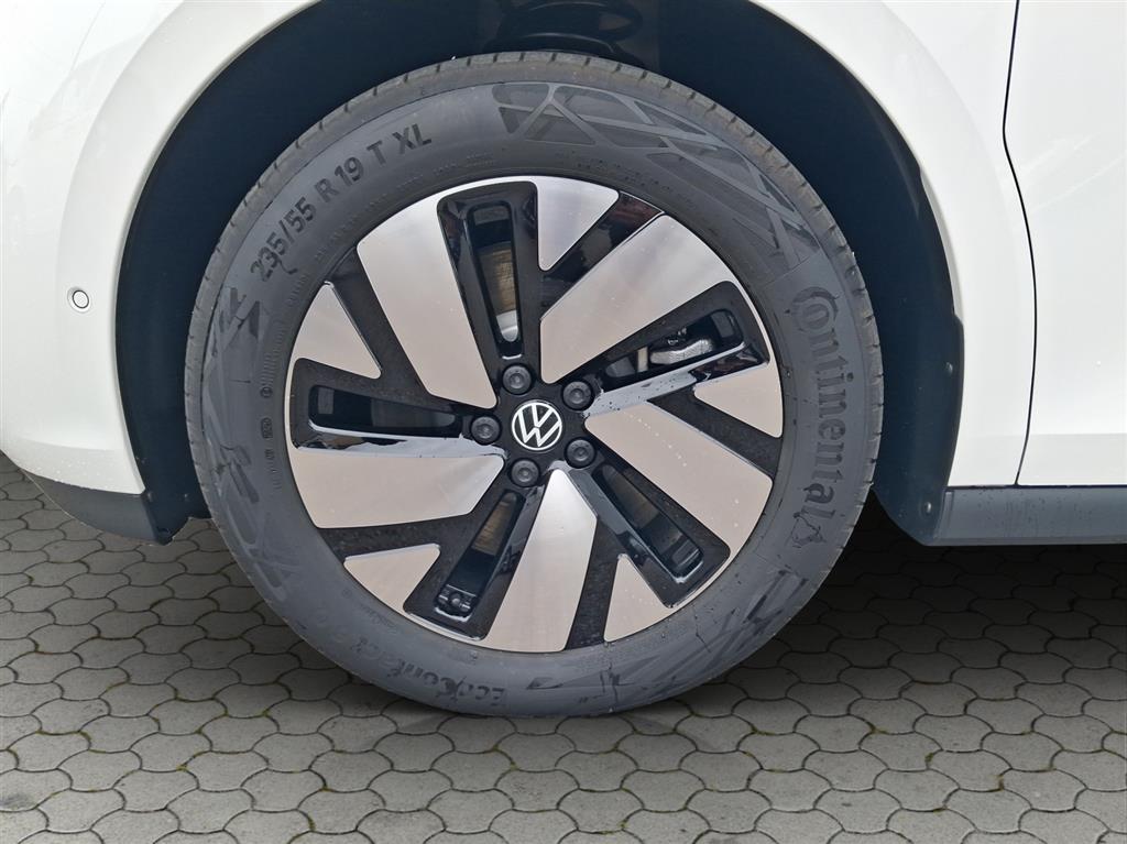 VW ID.Buzz LWB Pro-image-5
