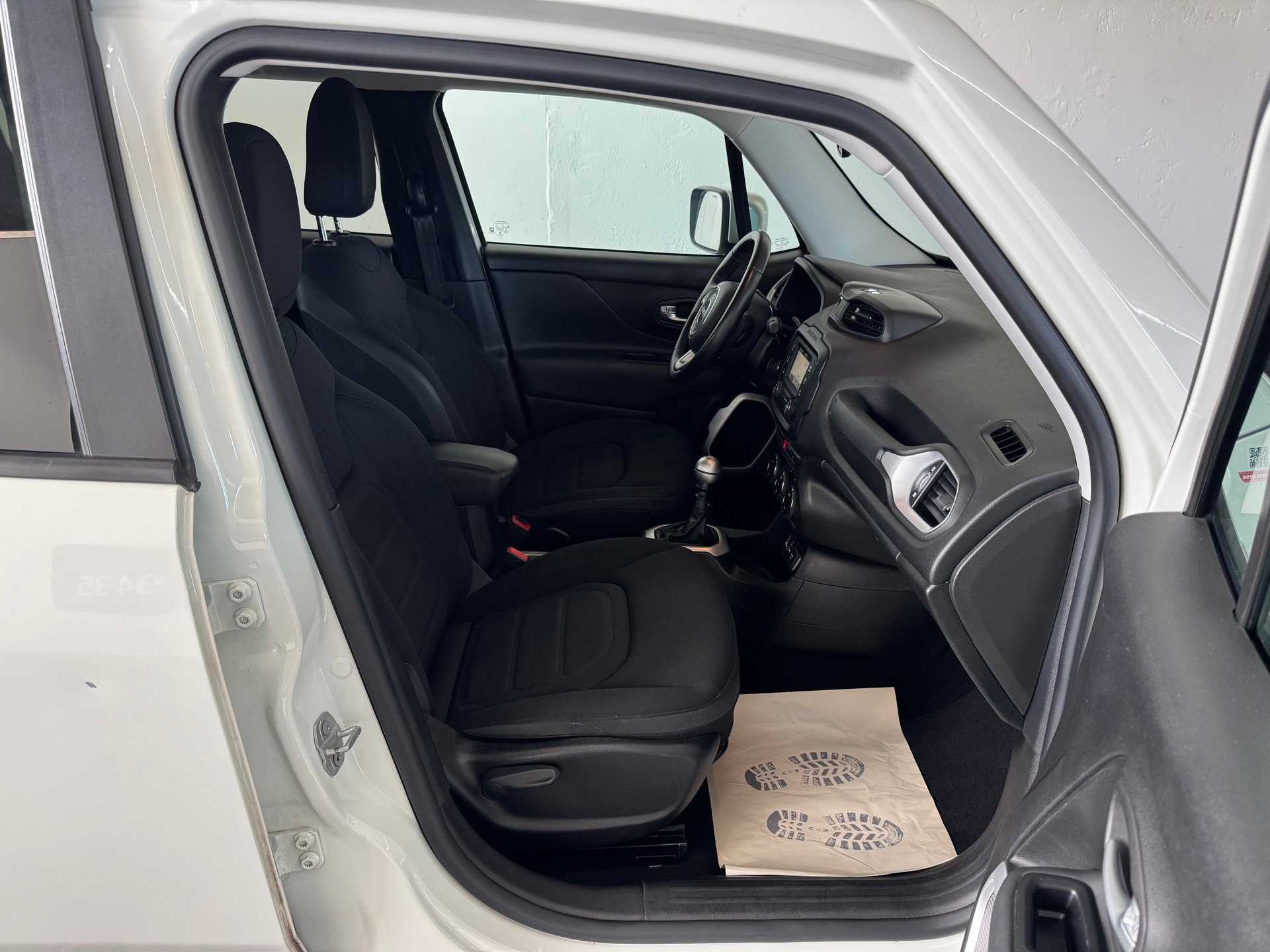 JEEP Renegade 1.6 CRD Limited-image-17