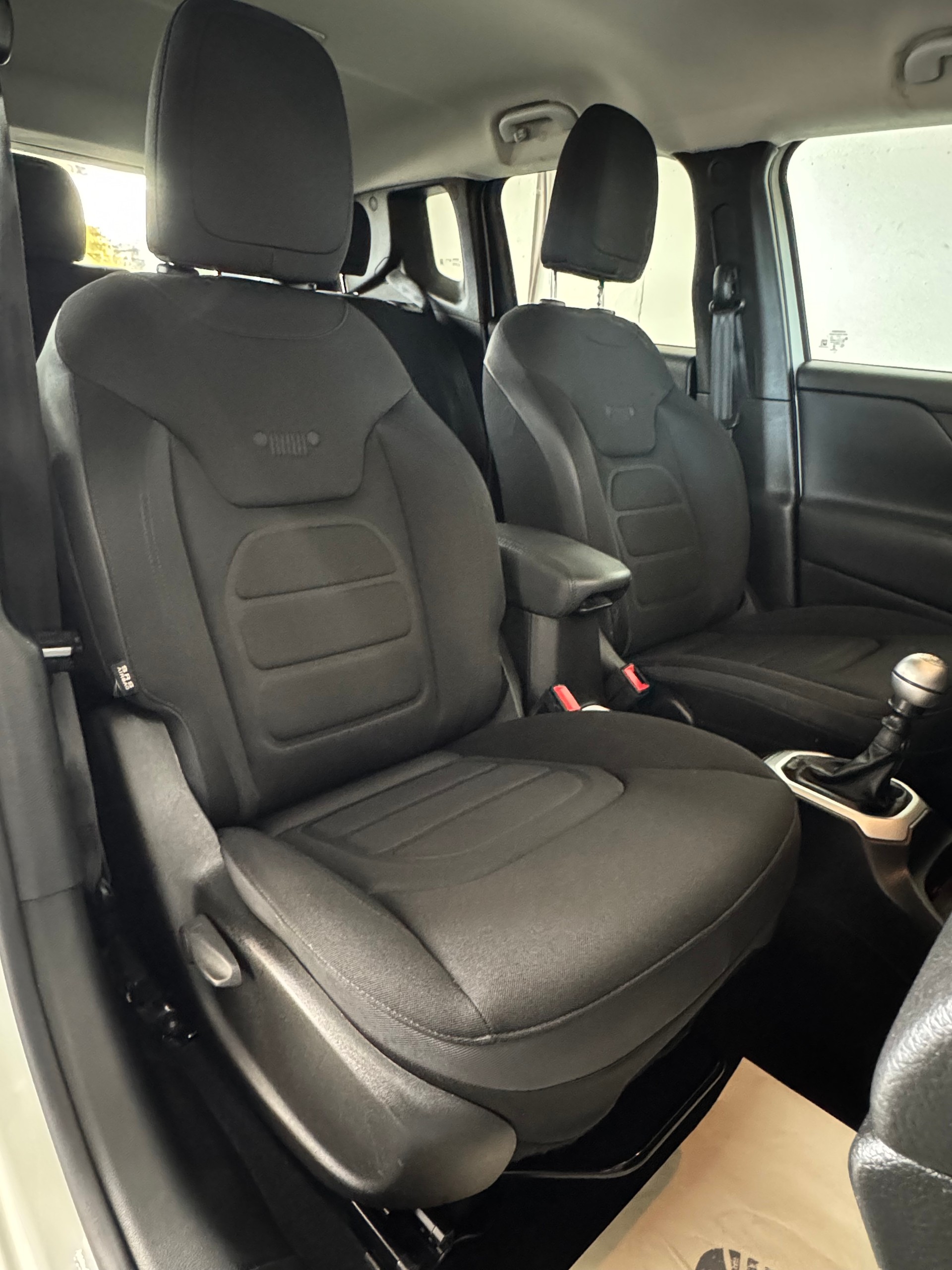 JEEP Renegade 1.6 CRD Limited-image-18