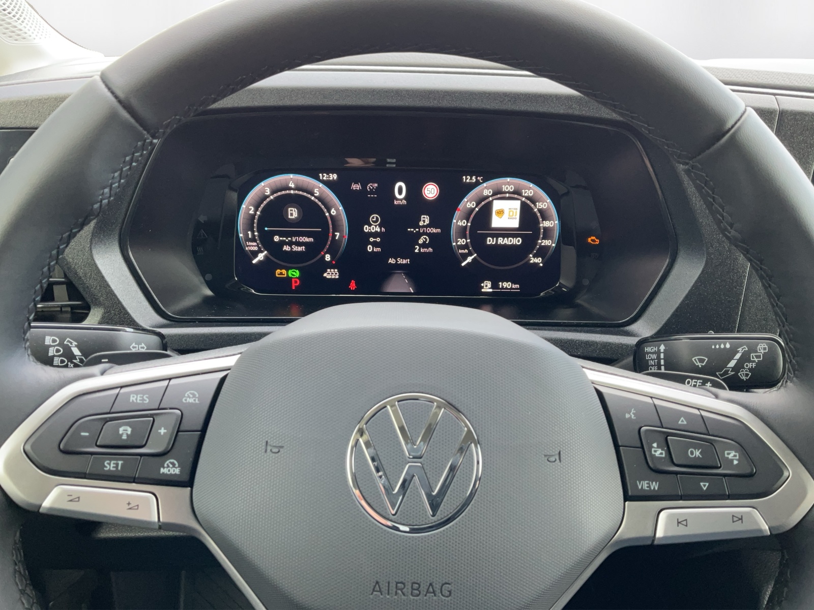 VW Caddy 1.5 TSI DSG-image-7