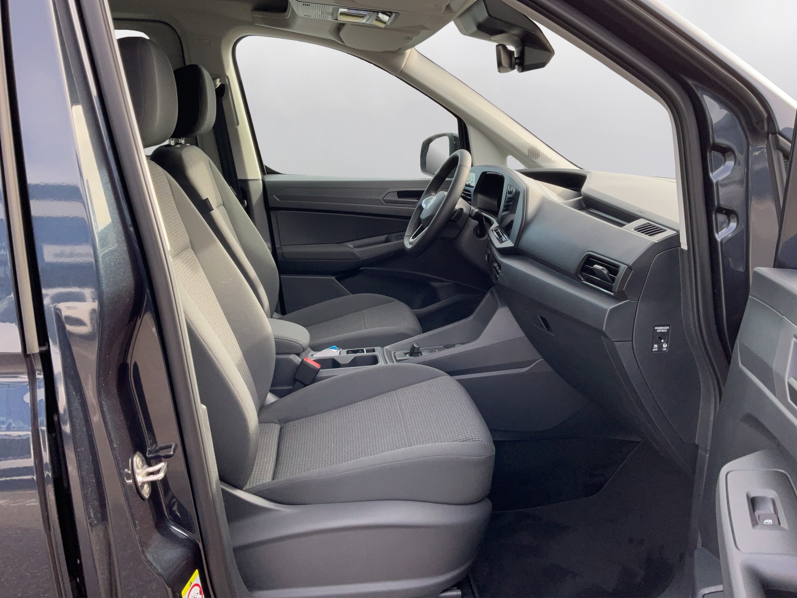 VW Caddy 1.5 TSI DSG-image-13