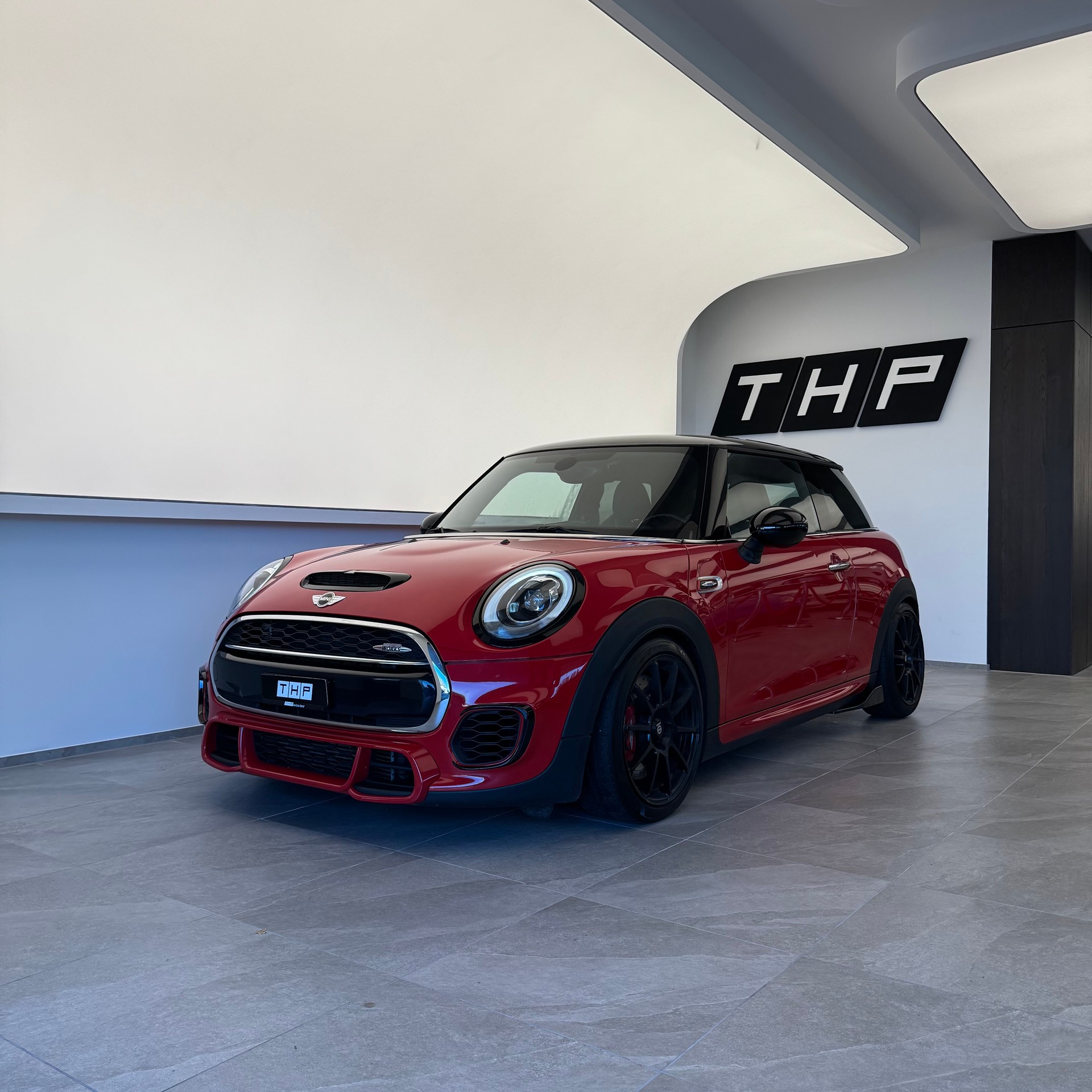 MINI Mini Cooper John Cooper Works Steptronic-showroom-element-1