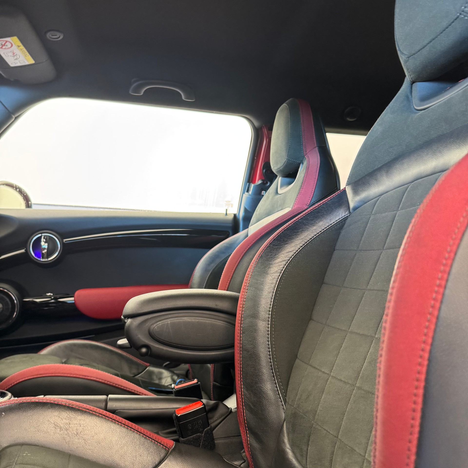 MINI Mini Cooper John Cooper Works Steptronic-image-8