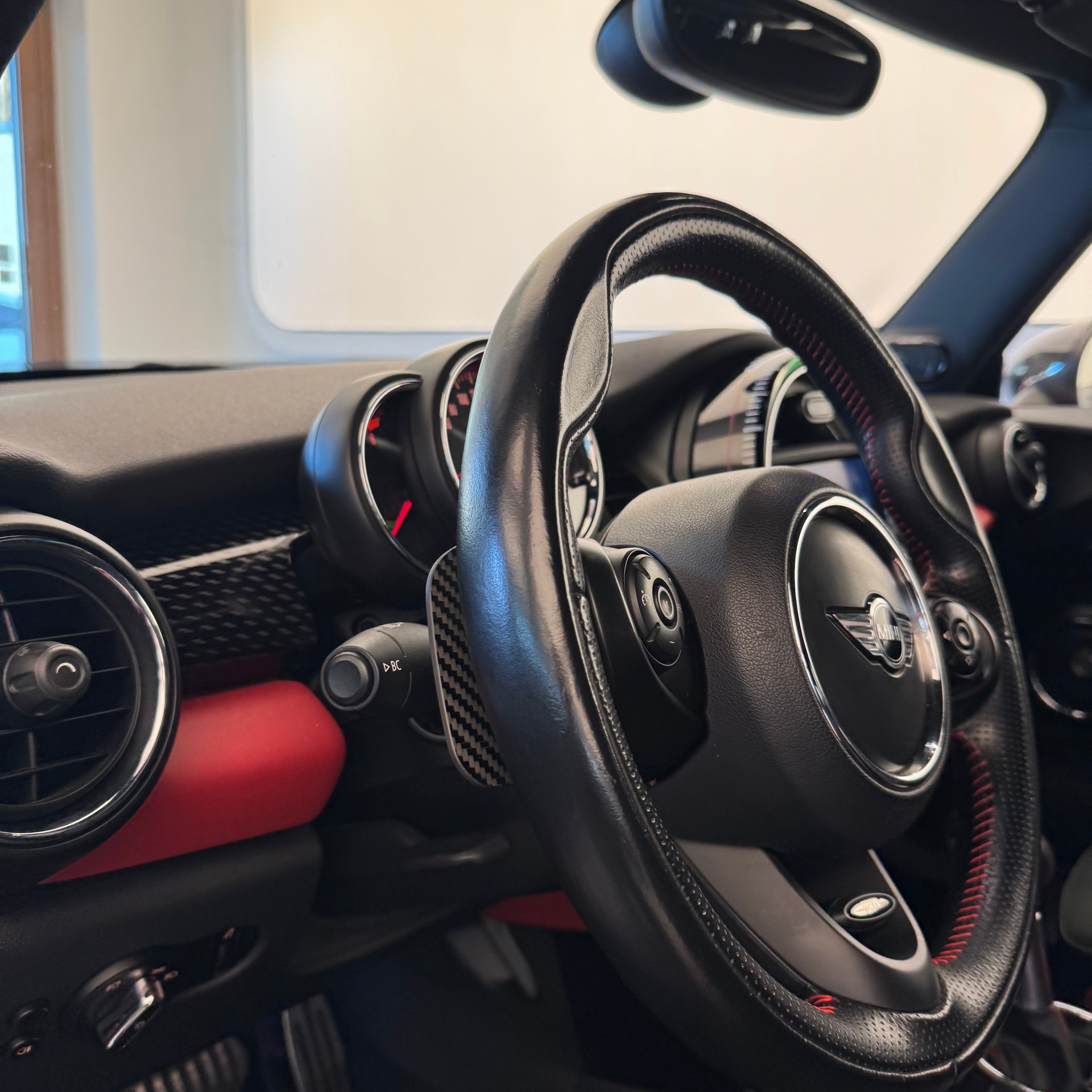 MINI Mini Cooper John Cooper Works Steptronic-image-7