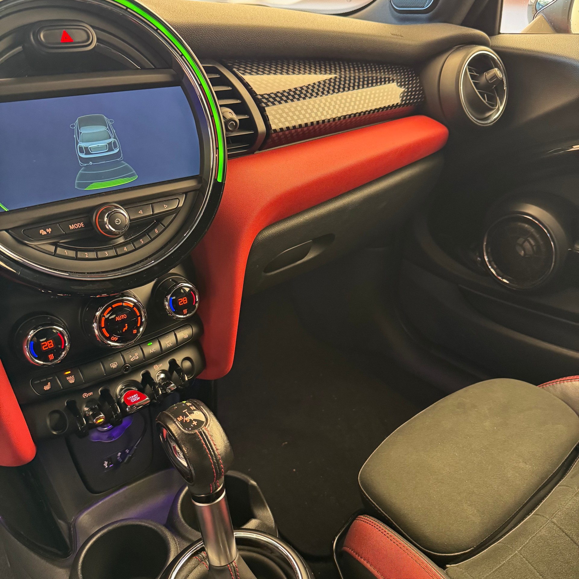 MINI Mini Cooper John Cooper Works Steptronic-image-9