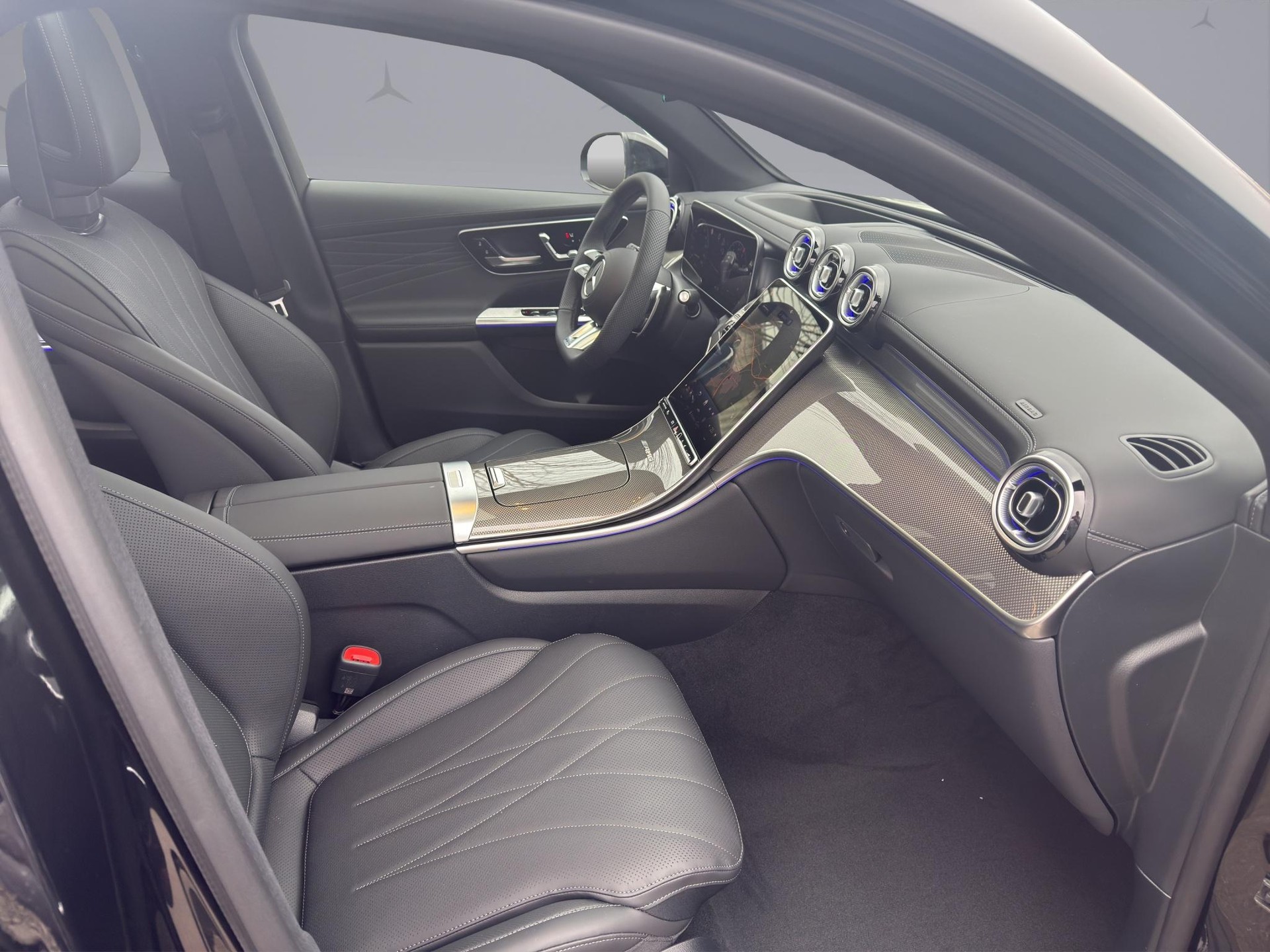 MERCEDES-BENZ GLC 43 AMG Executive Edition 4matic Coupé-image-17