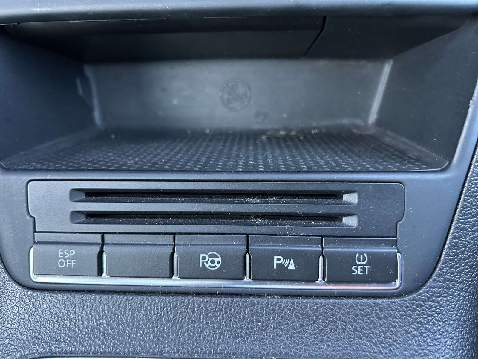 VW Tiguan 2.0 TSI Sport&Style-image-13
