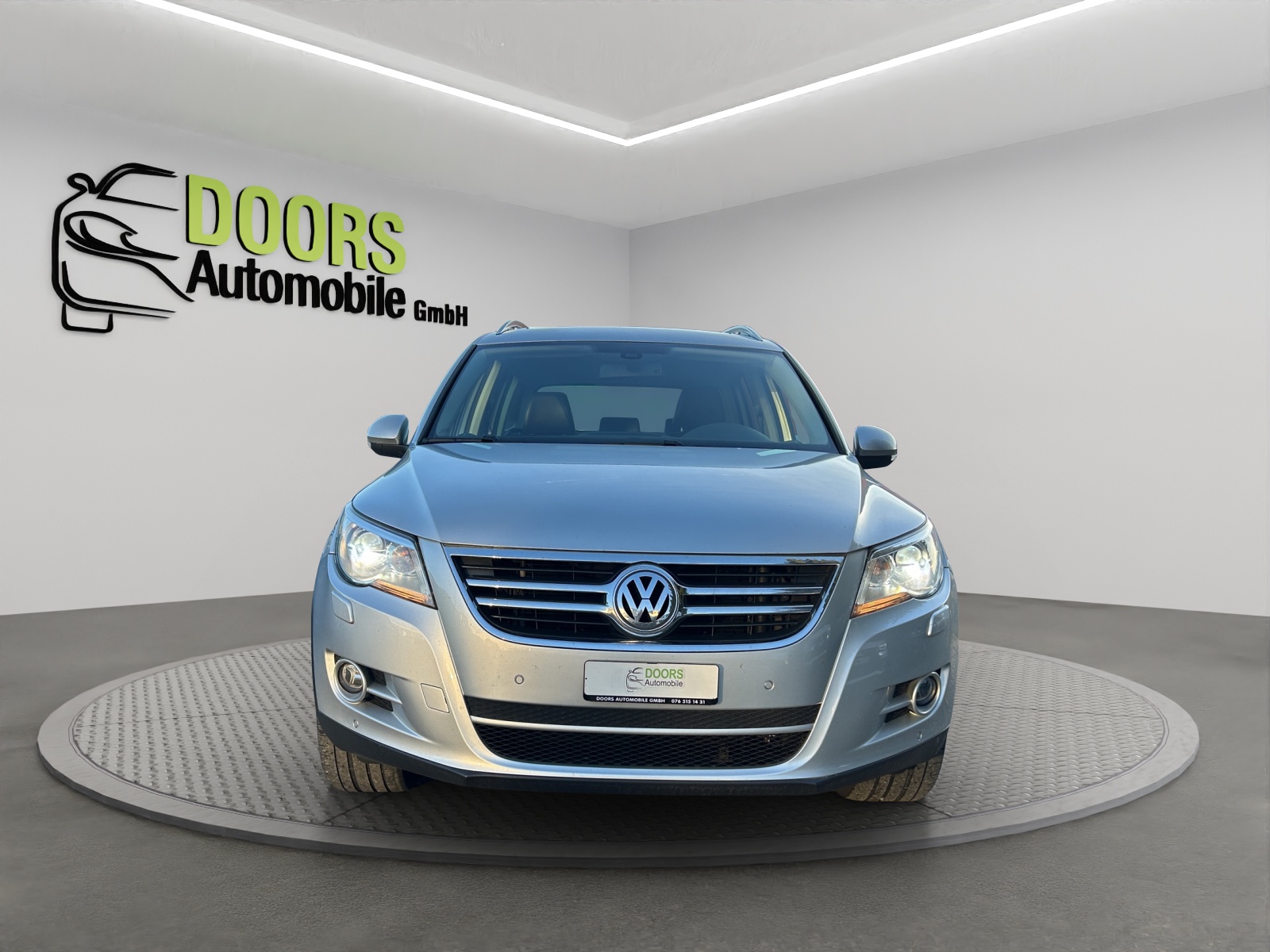 VW Tiguan 2.0 TSI Sport&Style-image-1