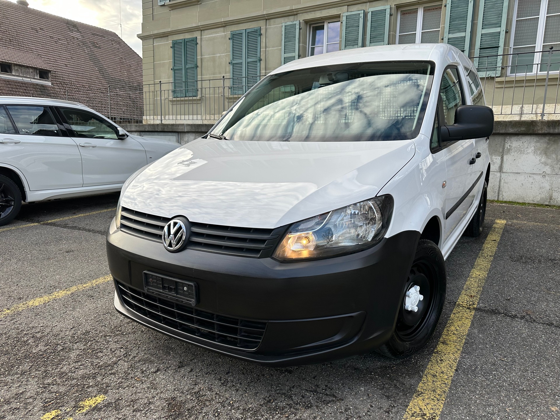 VW CADDY-image-0