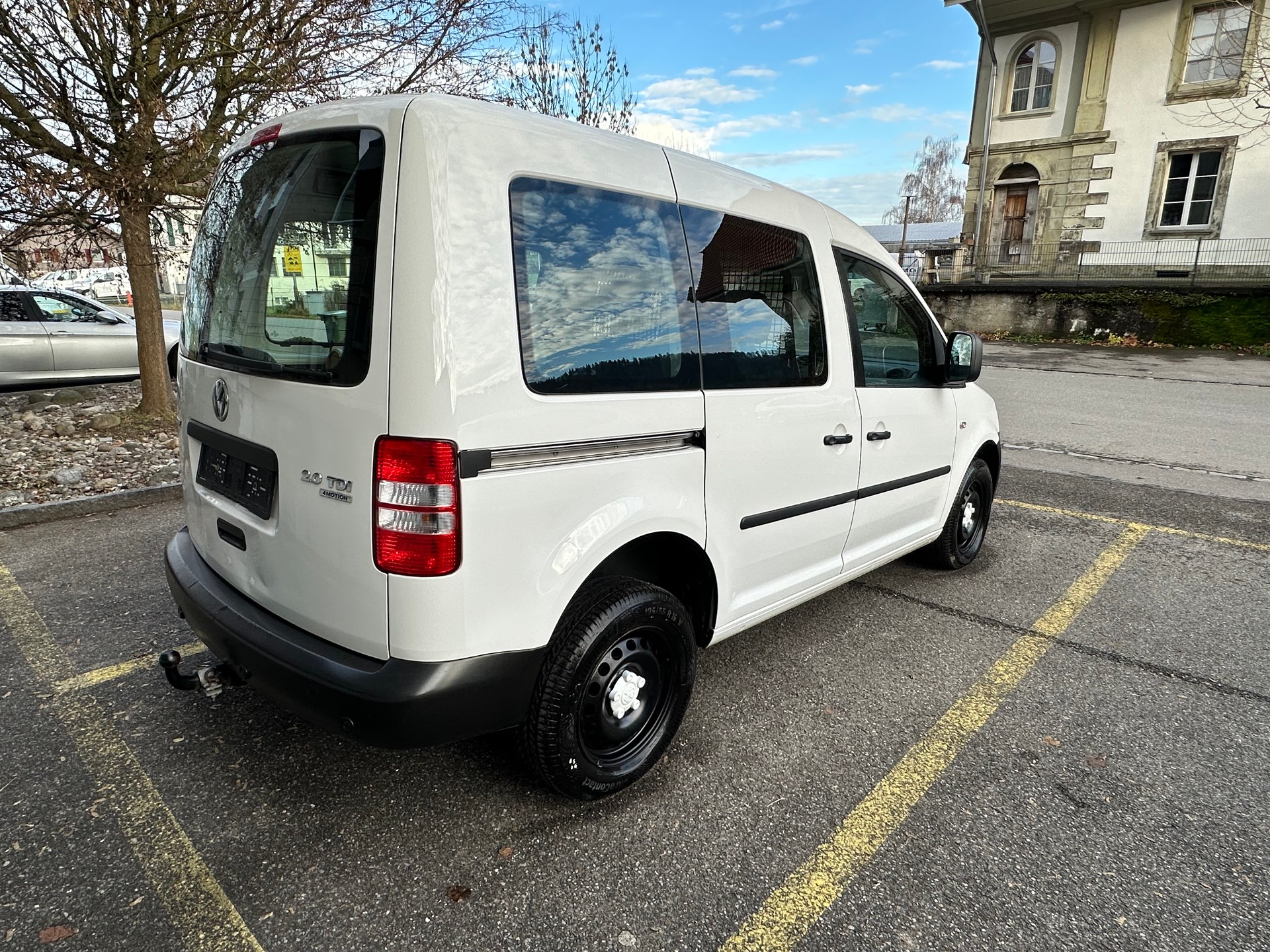 VW CADDY-image-6