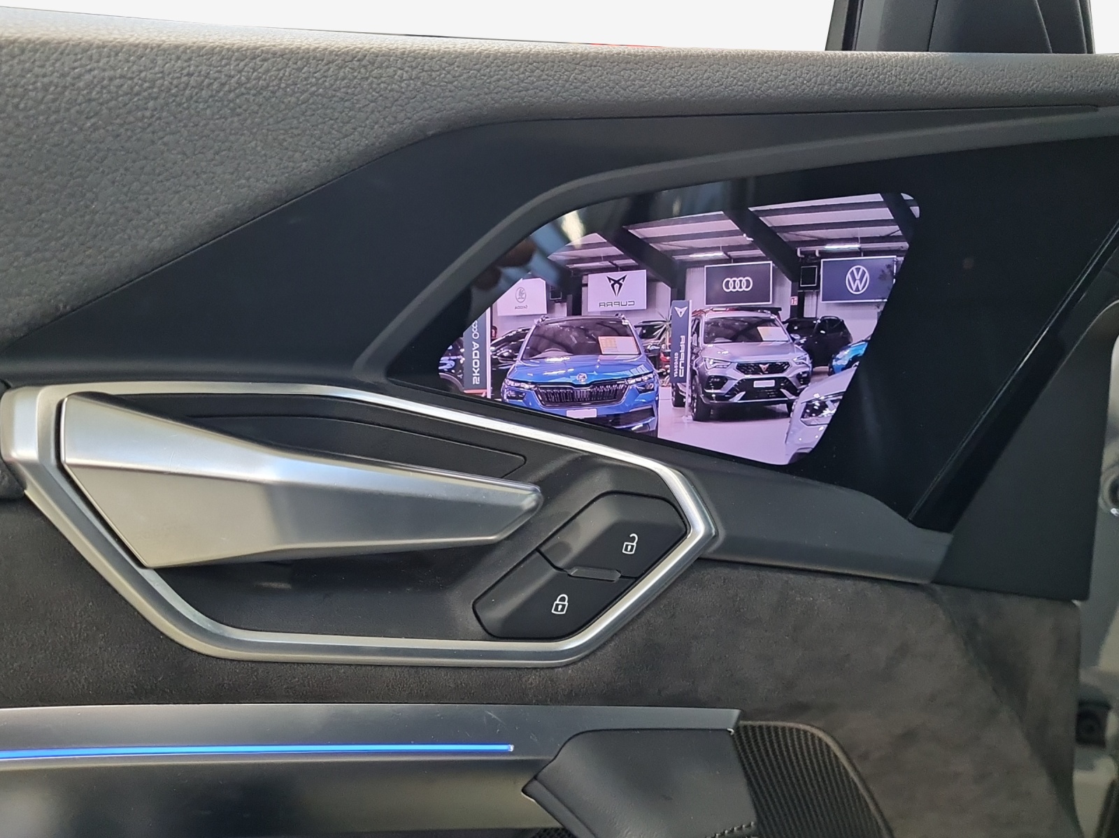 AUDI e-tron 55 Sportback S Line quattro-image-15