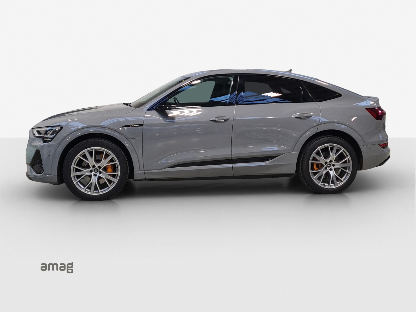 AUDI e-tron 55 Sportback S Line quattro-image-2