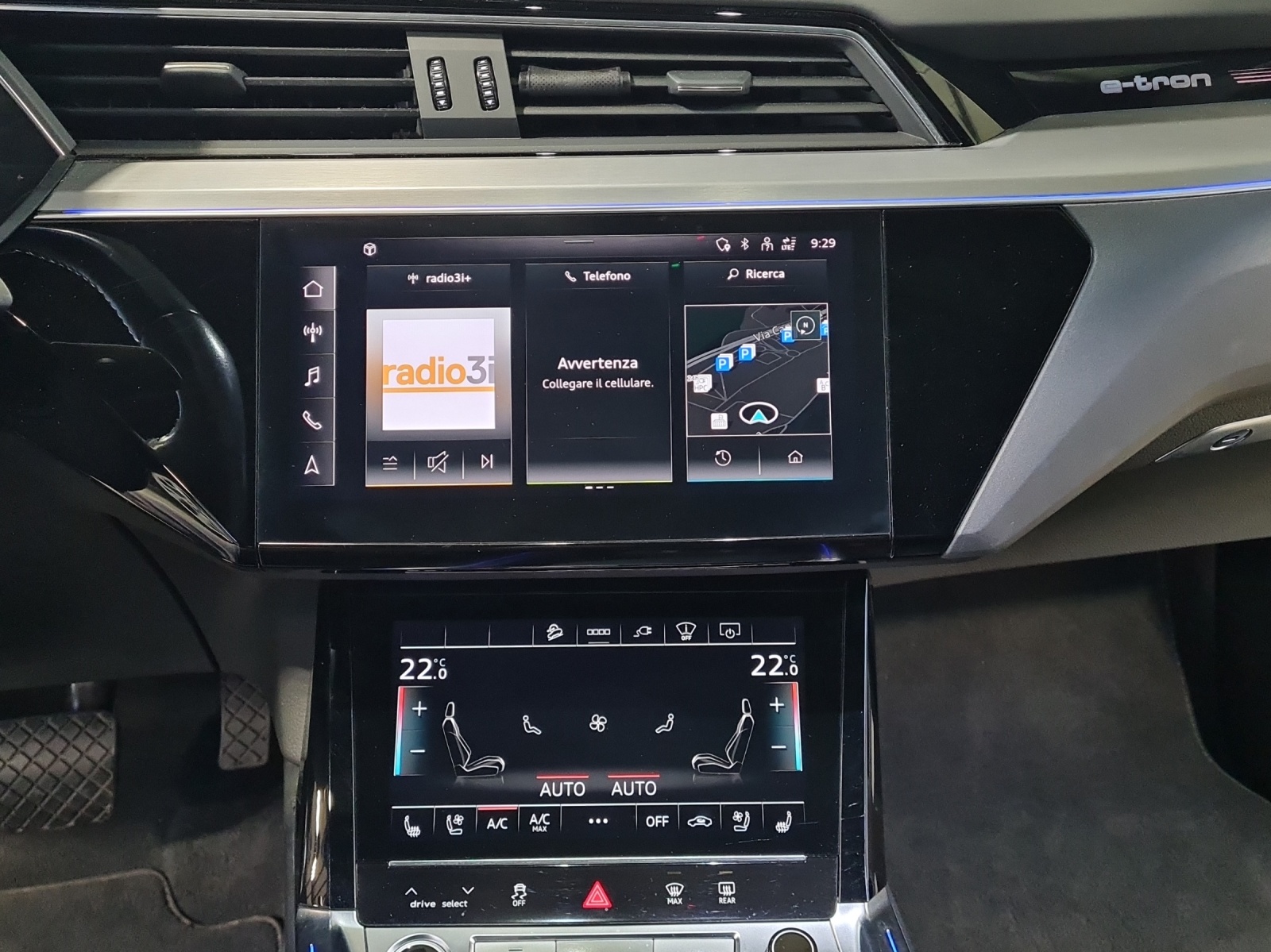 AUDI e-tron 55 Sportback S Line quattro-image-11