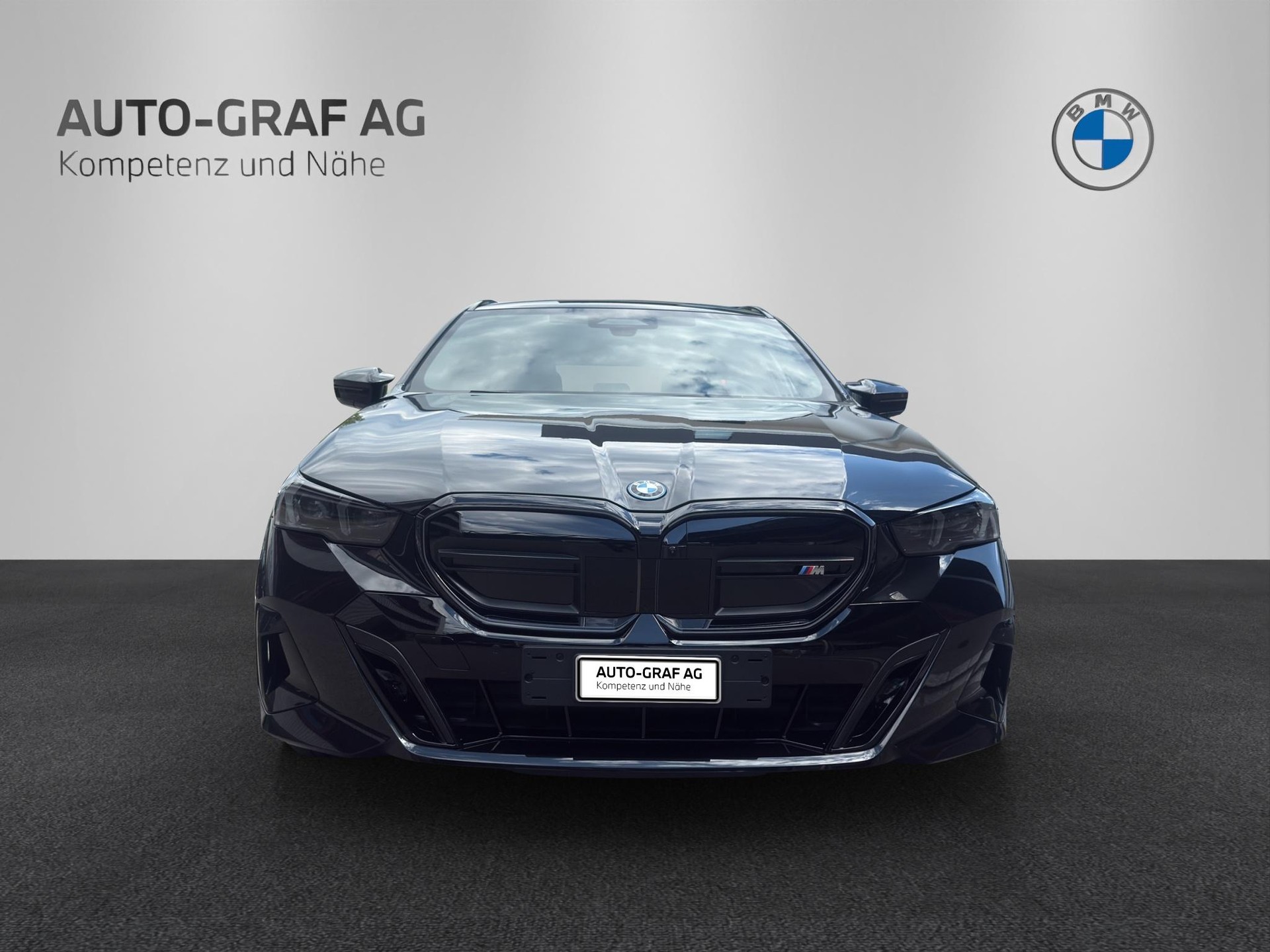 BMW i5 M60 xDrive Touring M Sport Pro-image-7