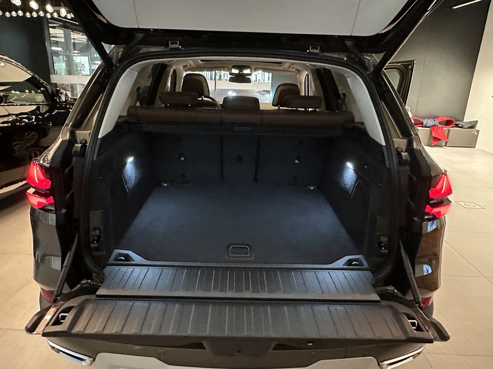 BMW X5 xDrive 30d – 6’980 km | Top CH Wagen | Leasing, Finanzierung-image-17