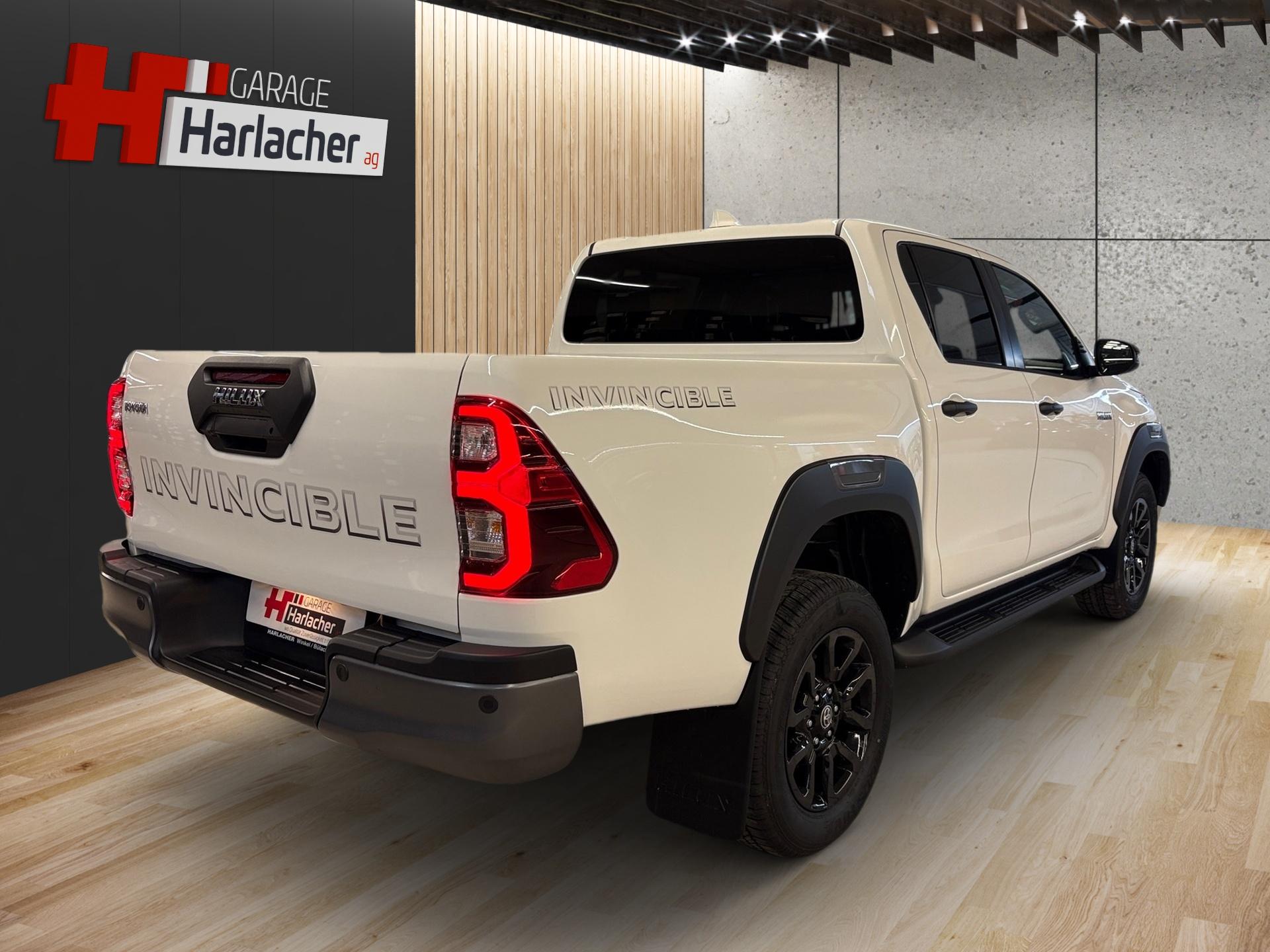 TOYOTA Hilux Double Cab.-Pick-up 2.8 D-4D MHEV 204 Invincible-image-4