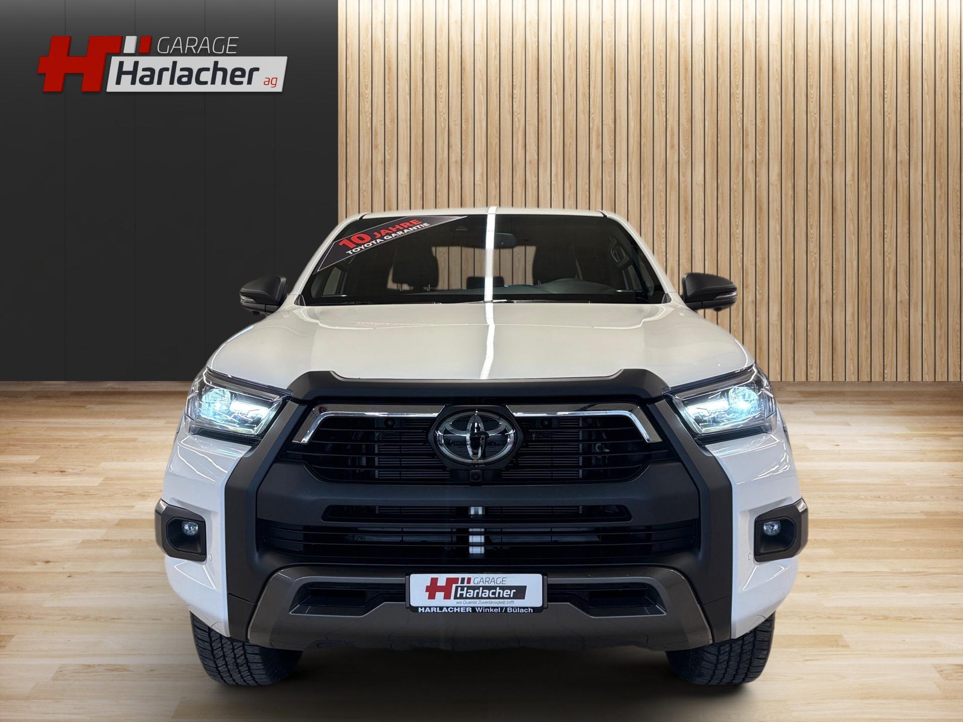 TOYOTA Hilux Double Cab.-Pick-up 2.8 D-4D MHEV 204 Invincible-image-1