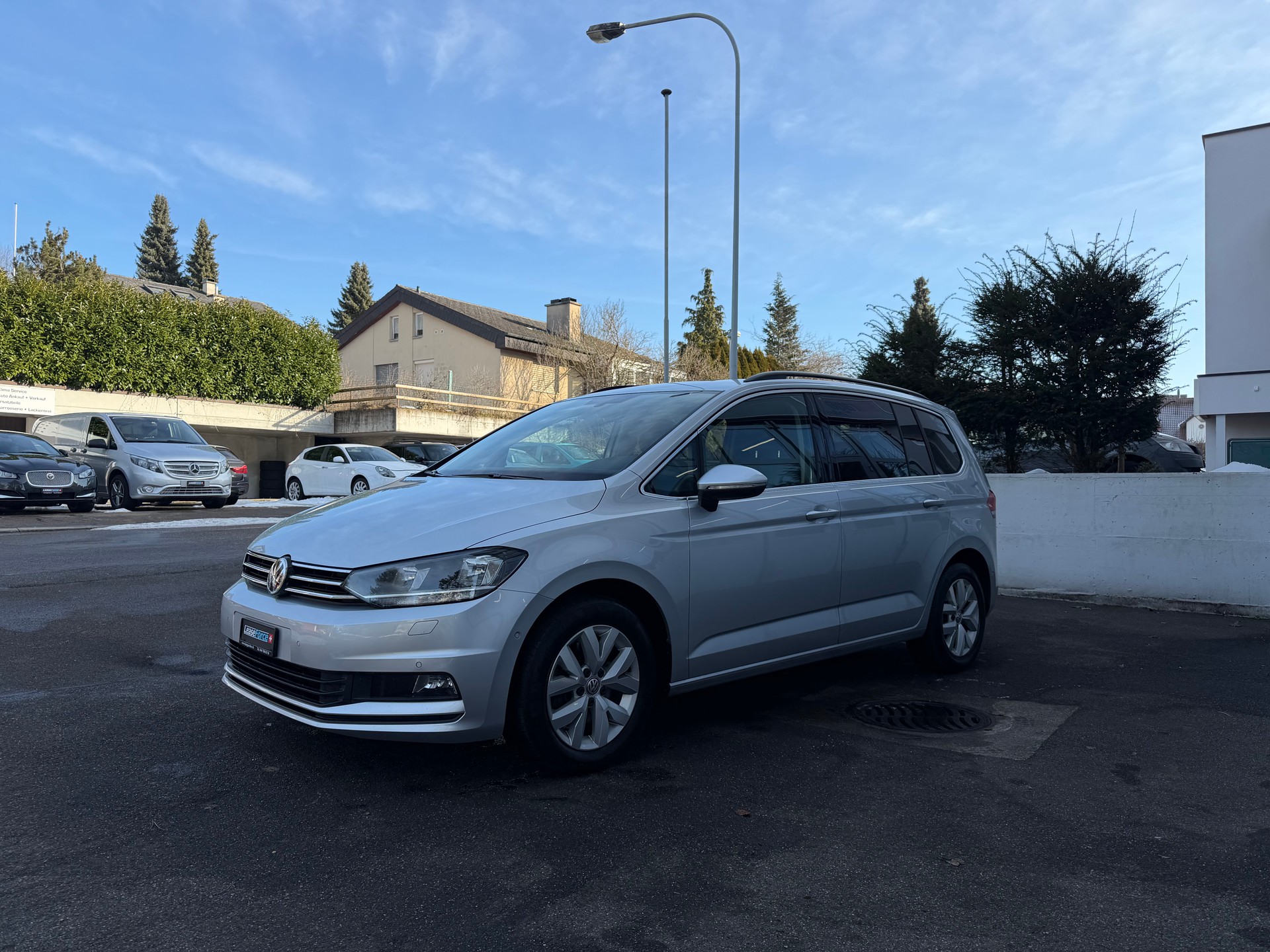 VW Touran 1.6 TDI BlueMotion Technology Comfortline DSG-image-2
