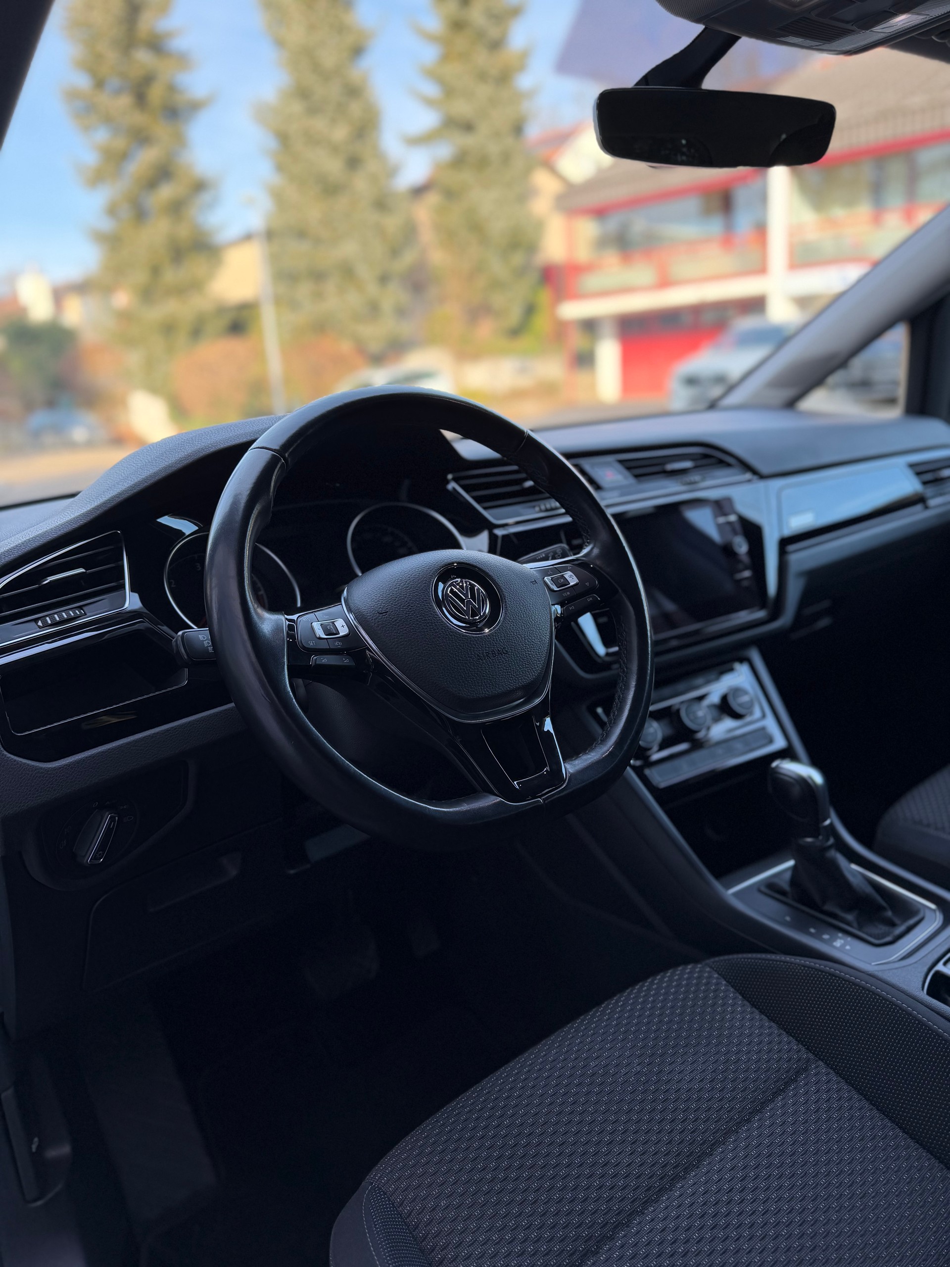 VW Touran 1.6 TDI BlueMotion Technology Comfortline DSG-image-7