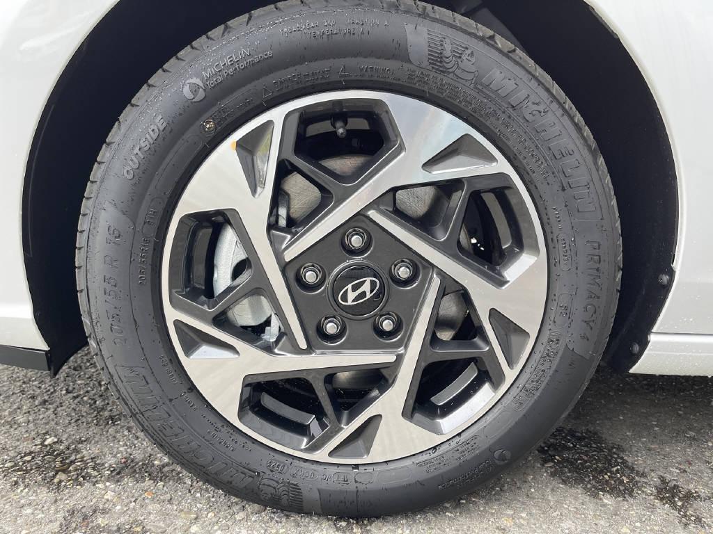 HYUNDAI i30 1.5 T-GDi Amplia-image-8