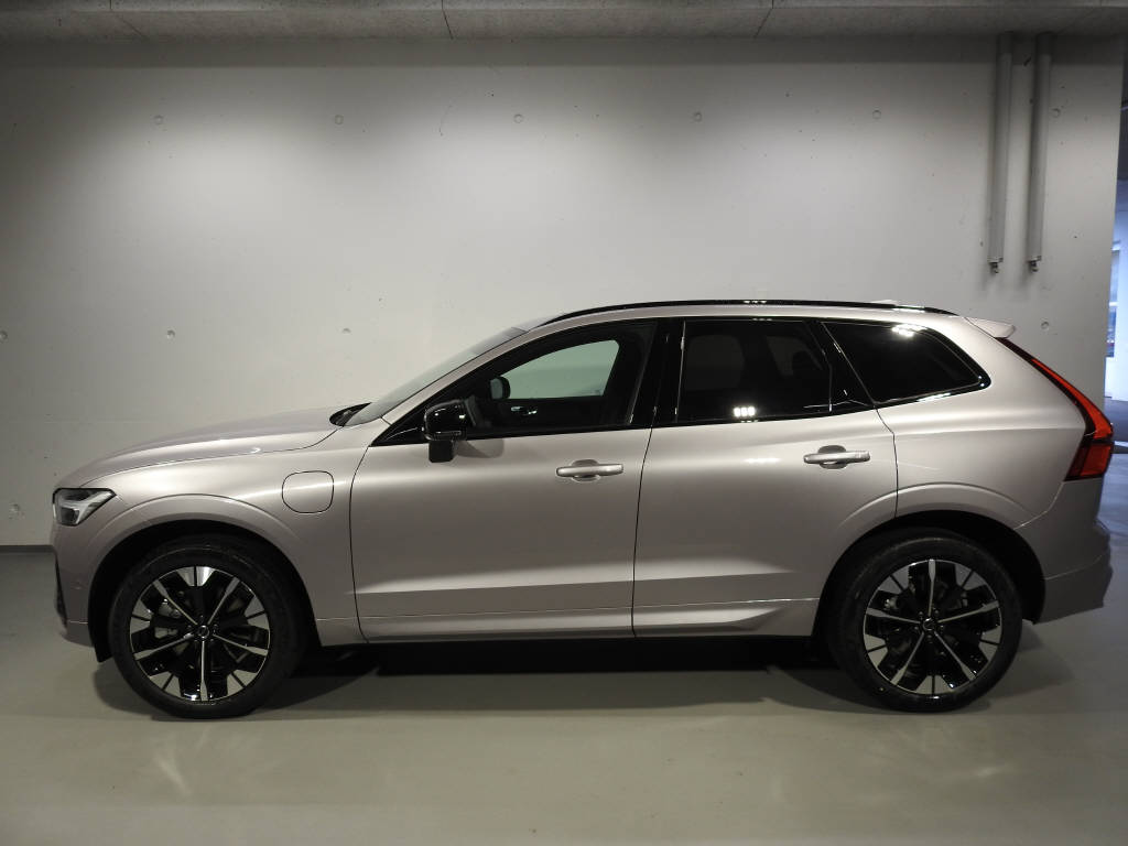 VOLVO XC60 2.0 T6 TE Plus Dark eAWD-image-2