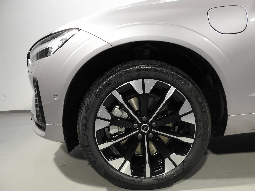 VOLVO XC60 2.0 T6 TE Plus Dark eAWD-image-15