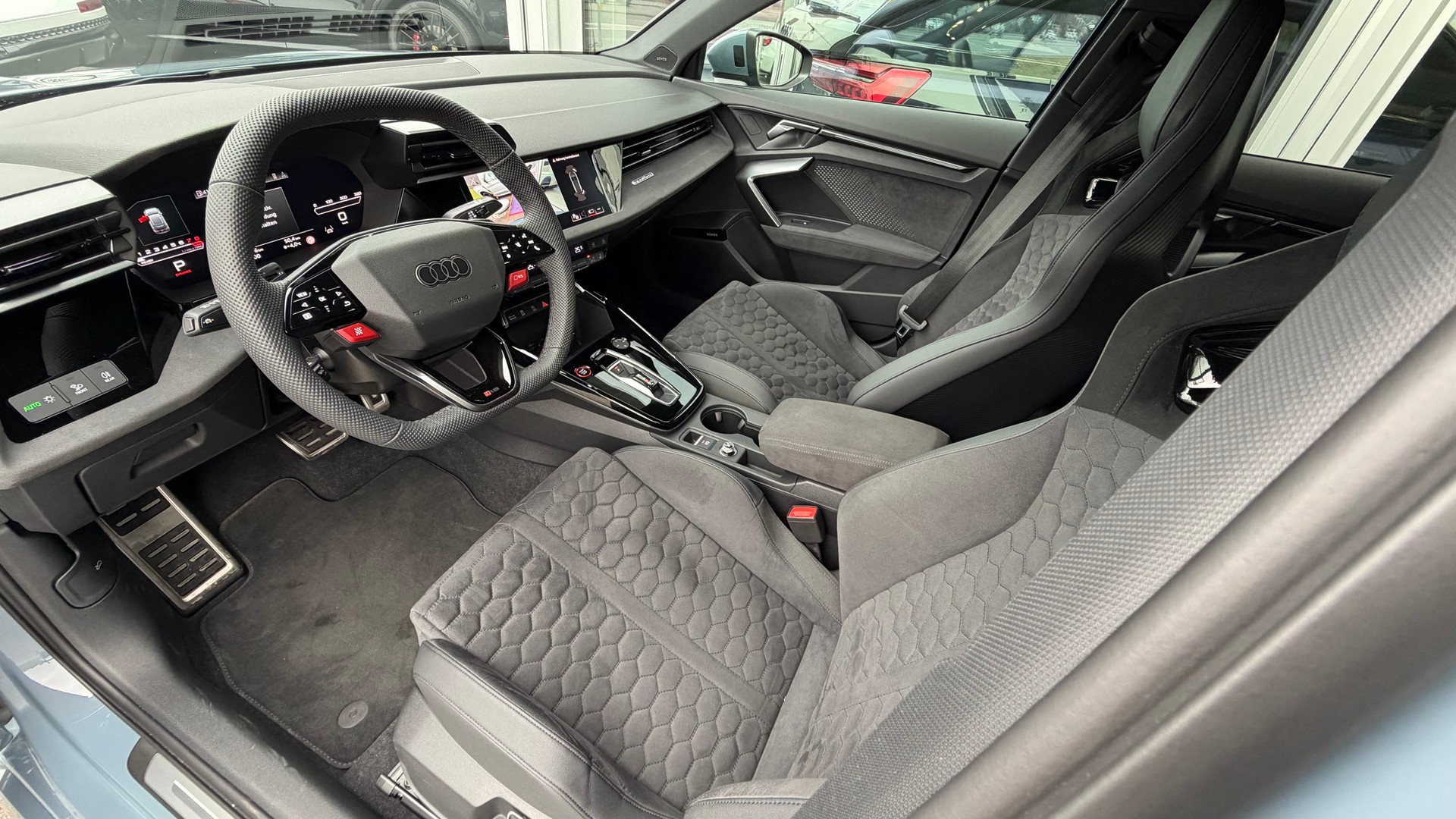 AUDI RS3 Sportback 2.5 TSI quattro S-tronic *280km/h - Carbon - Sonos*-image-12