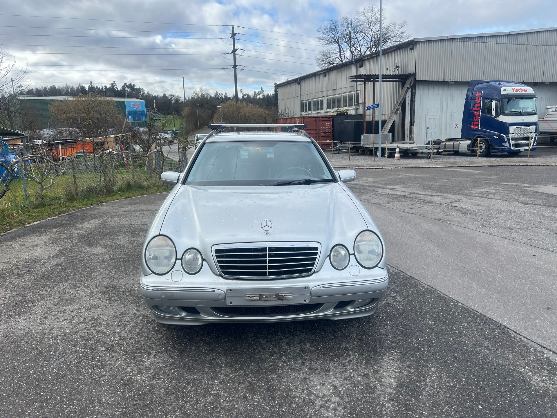 MERCEDES-BENZ E 320 Avantgarde Automatic-image-12