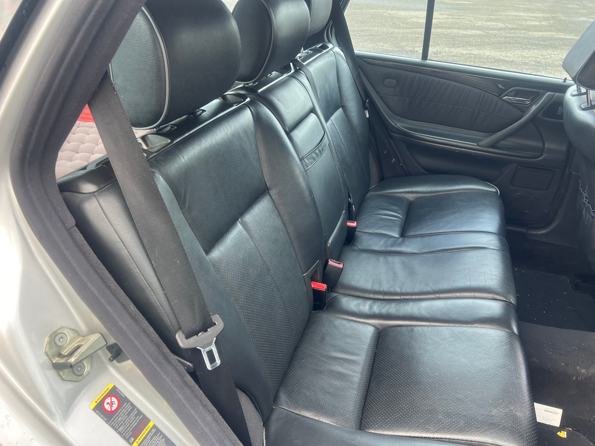 MERCEDES-BENZ E 320 Avantgarde Automatic-image-6