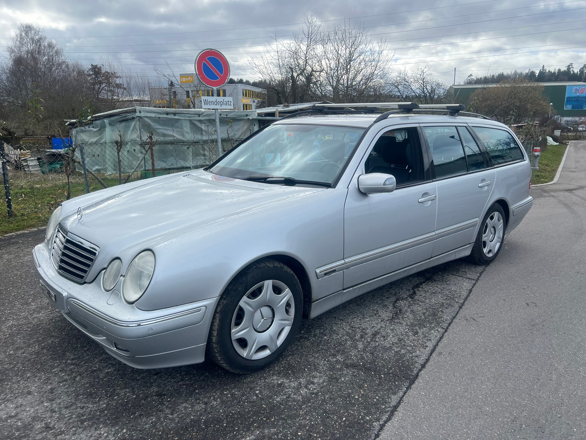 MERCEDES-BENZ E 320 Avantgarde Automatic-image-1