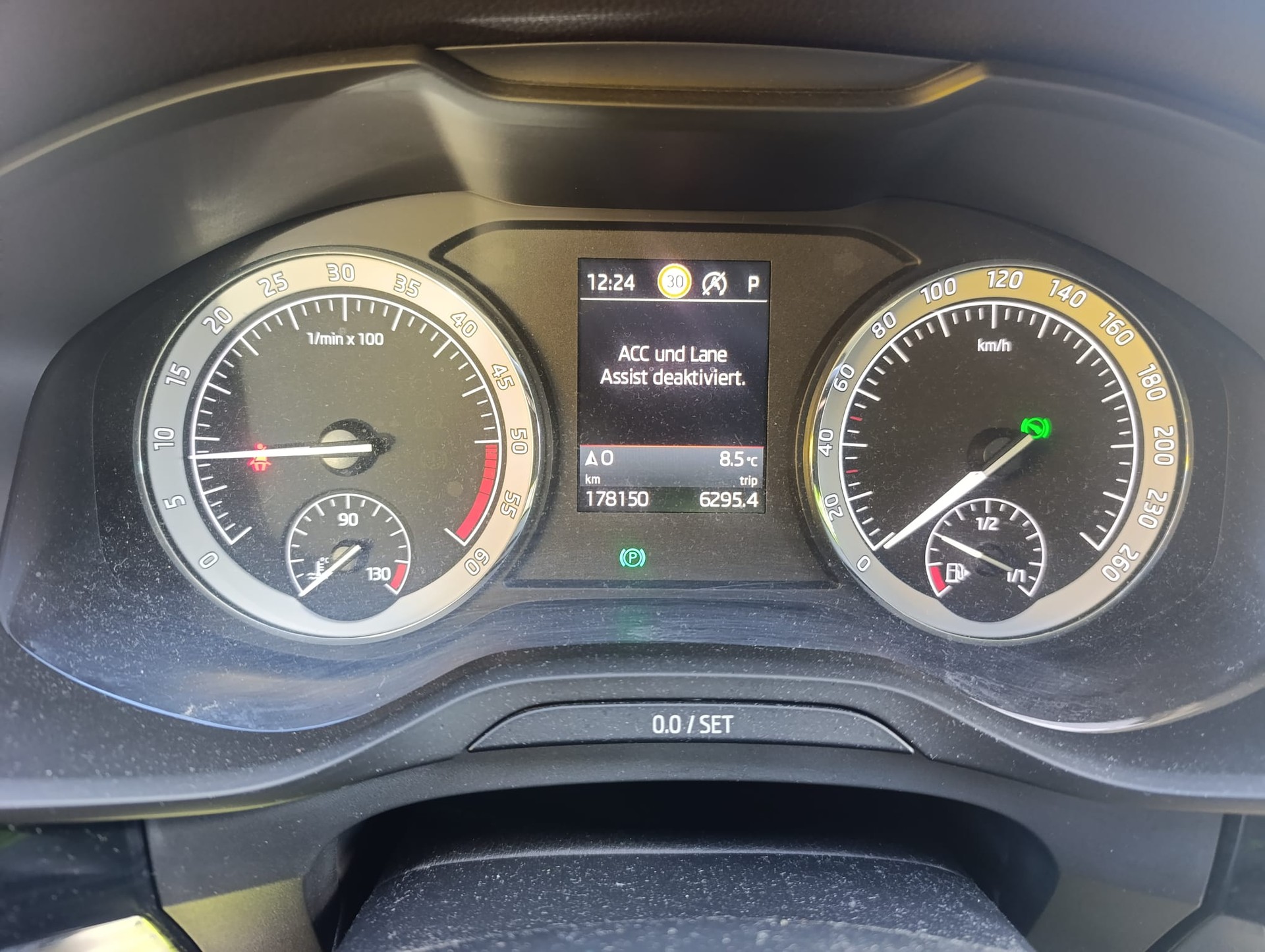 SKODA Kodiaq 2.0 TDI CR Style 4x4 DSG-image-6