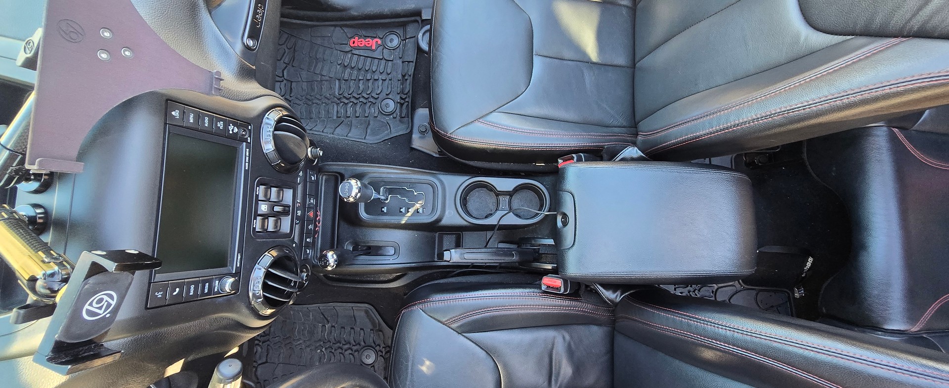 JEEP Wrangler 3.6 Unlimited Rubicon Recon Automatic hardtop-image-4
