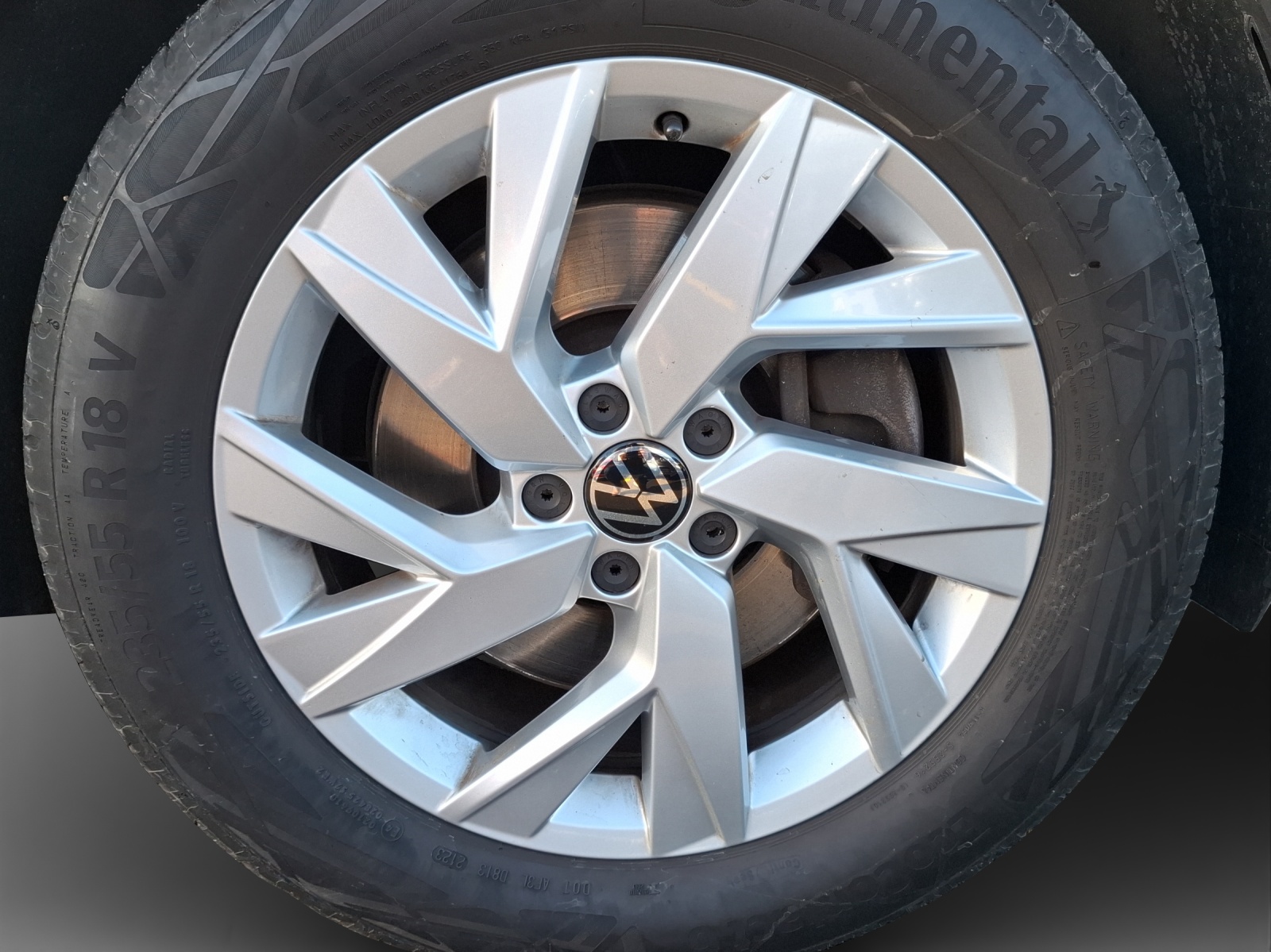VW Tiguan 2.0 TDI SCR Elegance 4Motion DSG-image-14