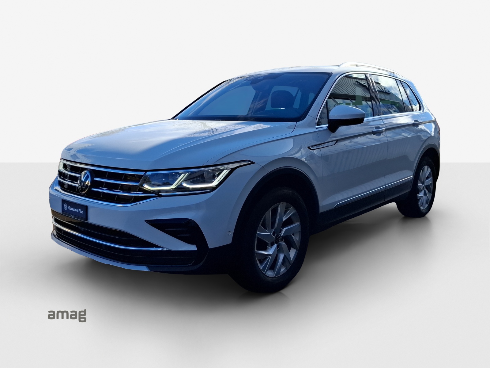 VW Tiguan 2.0 TDI SCR Elegance 4Motion DSG-image-0