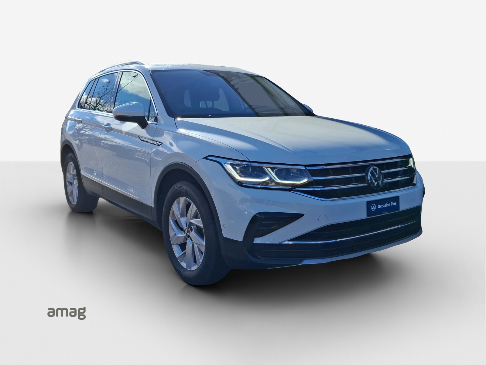 VW Tiguan 2.0 TDI SCR Elegance 4Motion DSG-image-5