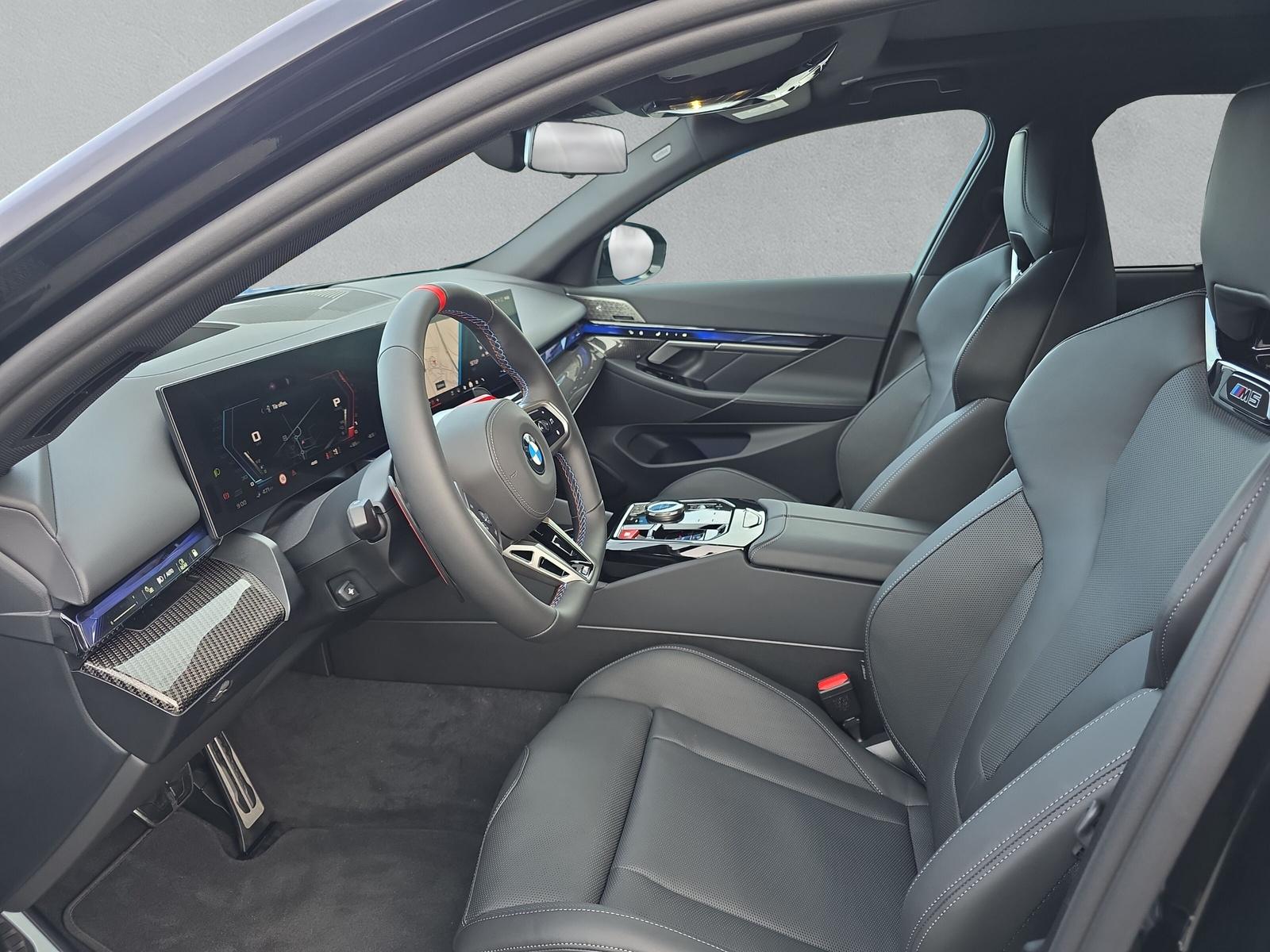 BMW M5 xDrive-image-10