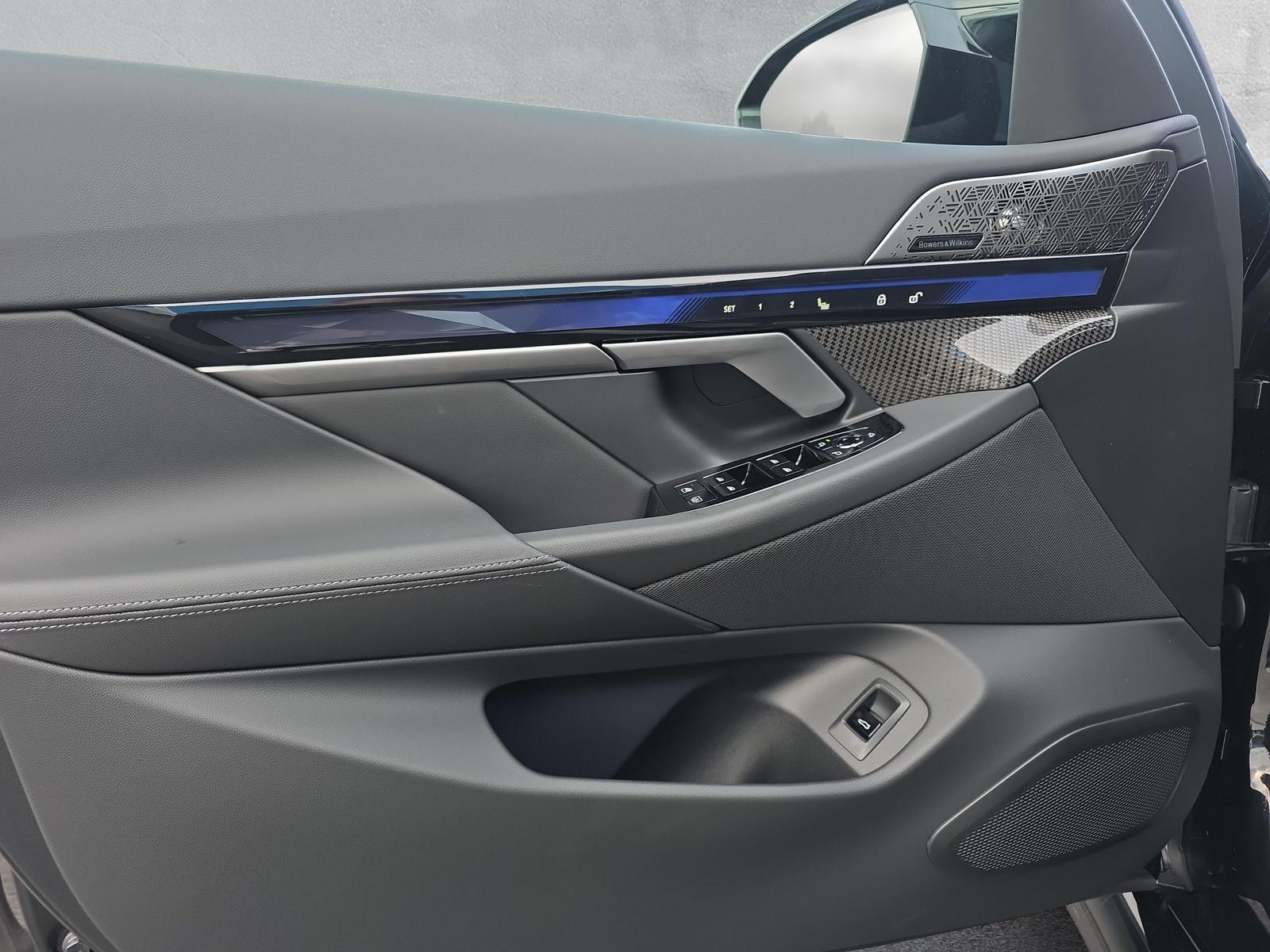 BMW M5 xDrive-image-16