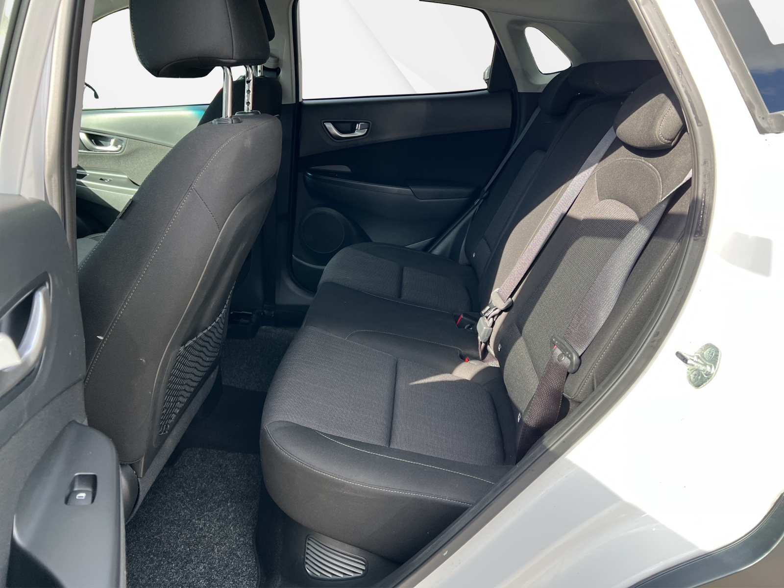 HYUNDAI Kona 1.6 GDi HEV Amplia DCT-image-7