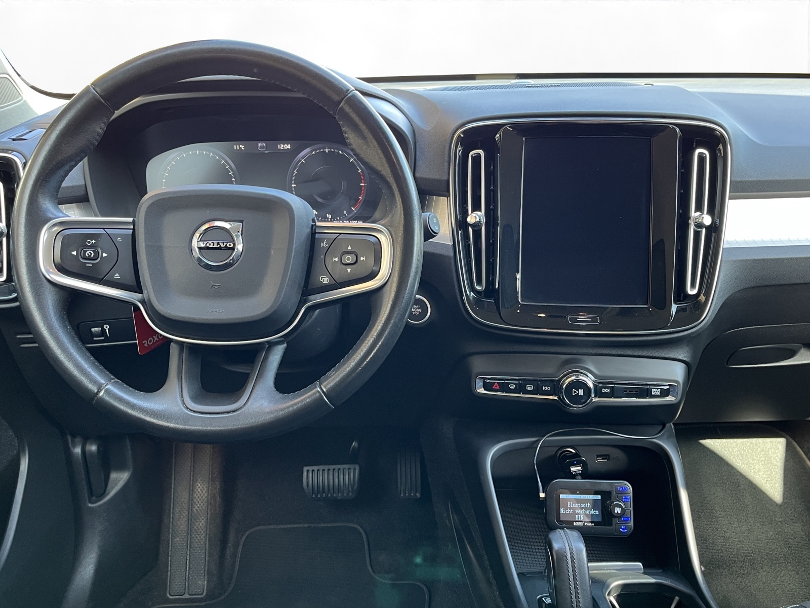 VOLVO XC40 D4 AWD Momentum Geartronic-image-10