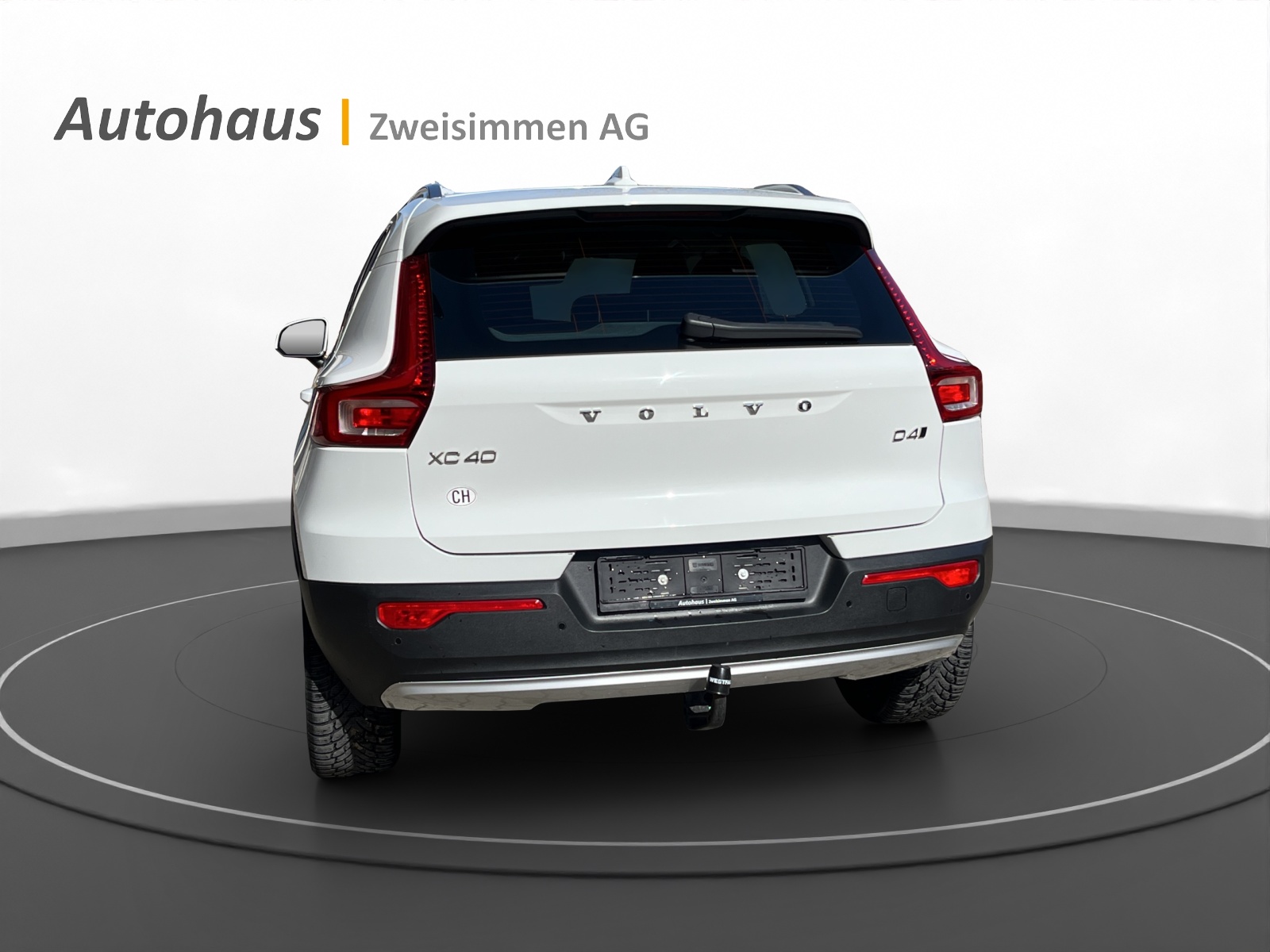 VOLVO XC40 D4 AWD Momentum Geartronic-image-7