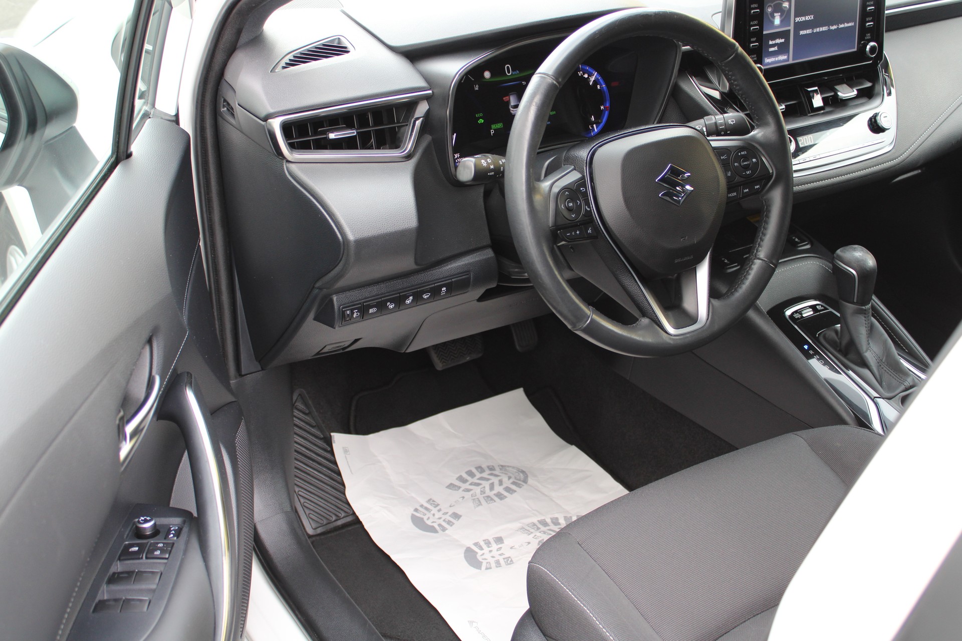 SUZUKI Swace 1.8 Hybrid Compact Top E-CVT-image-8