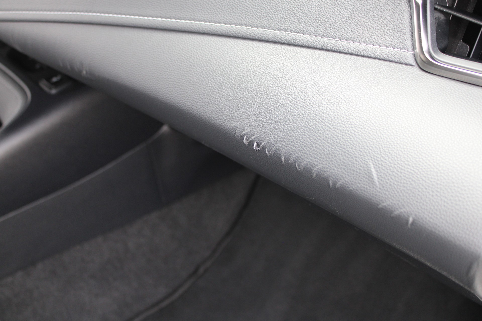 SUZUKI Swace 1.8 Hybrid Compact Top E-CVT-image-13