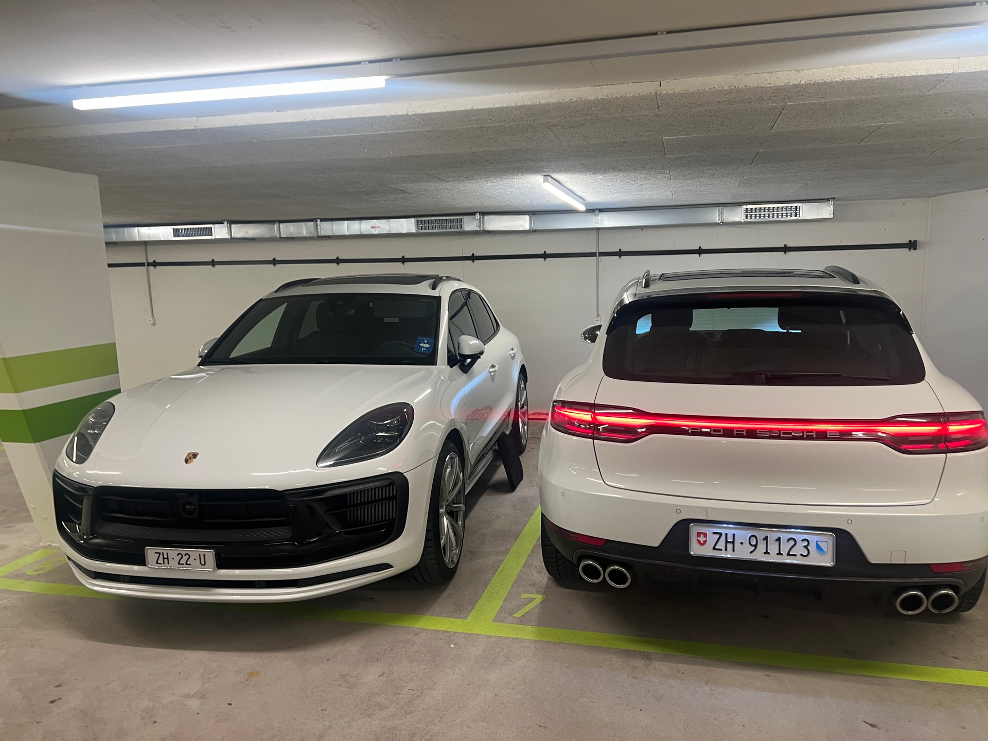PORSCHE Macan PDK-image-13