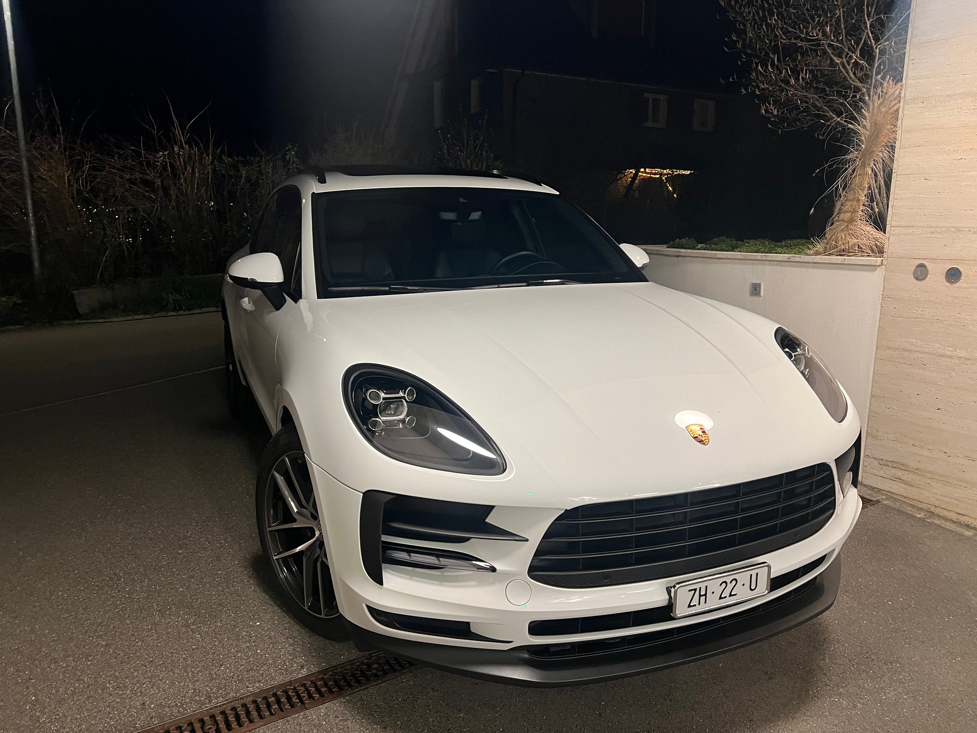 PORSCHE Macan PDK-image-1