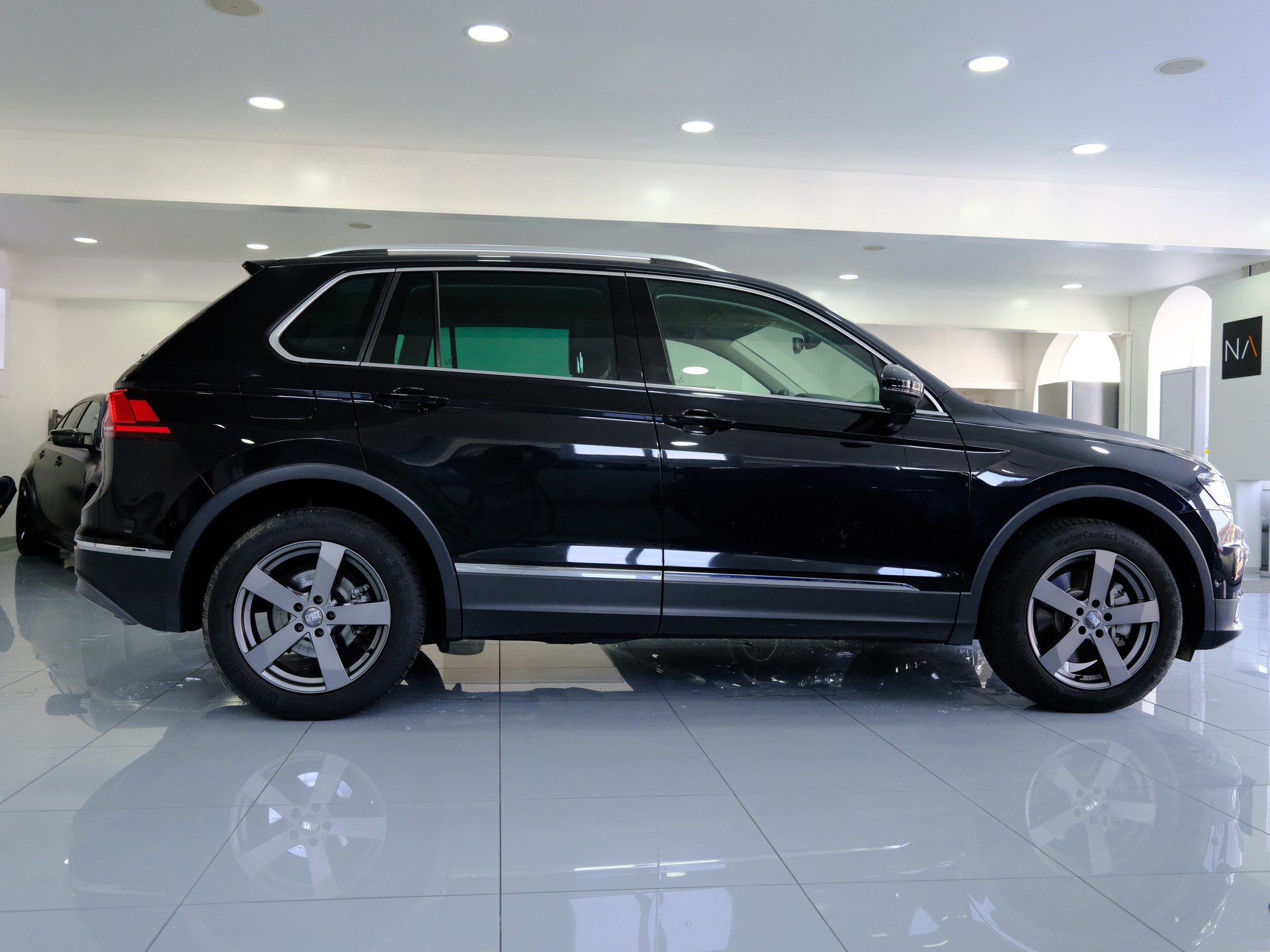 VW Tiguan 2.0 TDI SCR Highline 4Motion DSG-image-7
